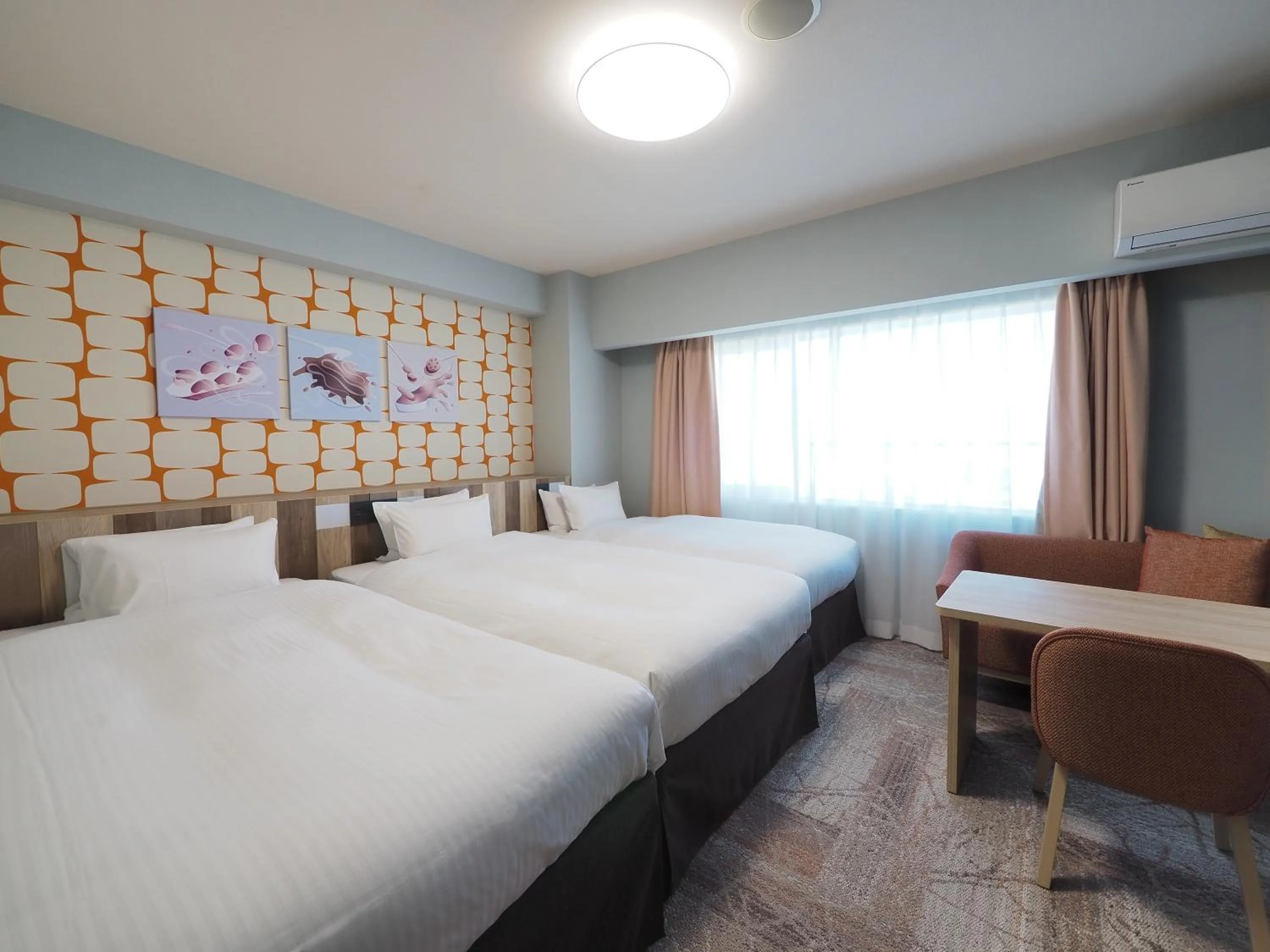Photo of the whole room in Hiyori Hotel Osaka Suminoe-koen Station -formerly Osaka Joytel Hotel