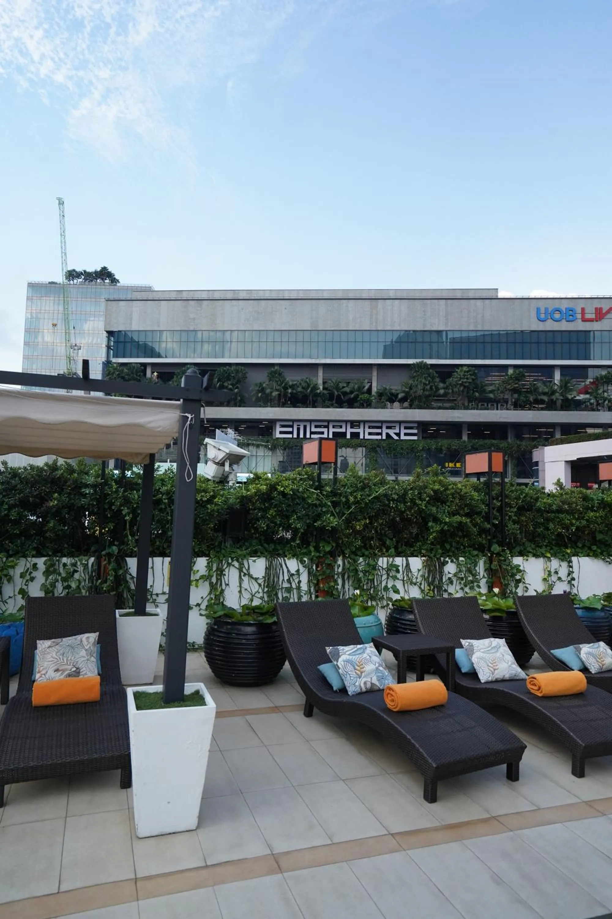 Swimming pool in Bangkok Hotel Lotus Sukhumvit 33