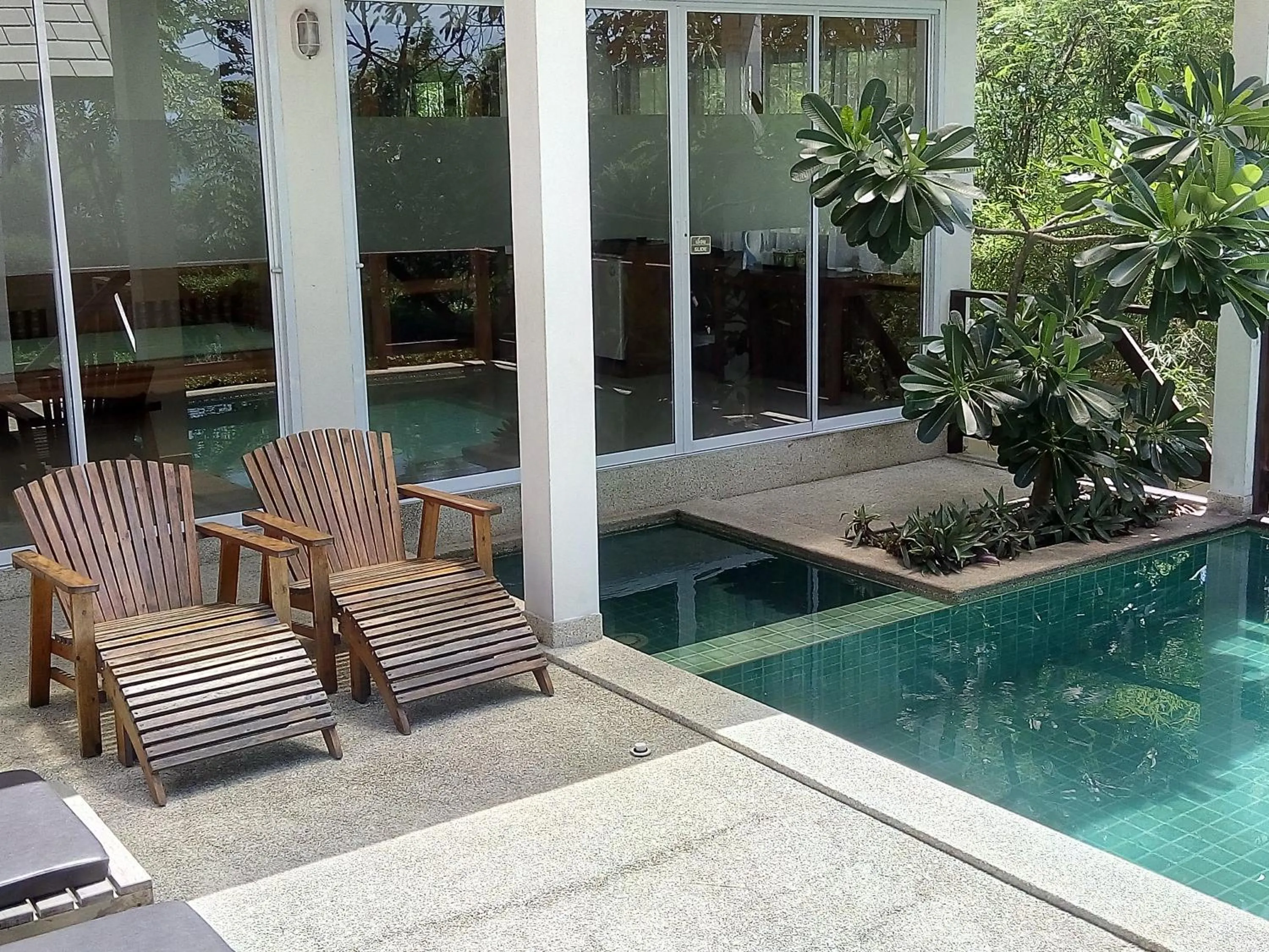 Swimming pool in Coco Palm Beach Resort - SHA Extra Plus