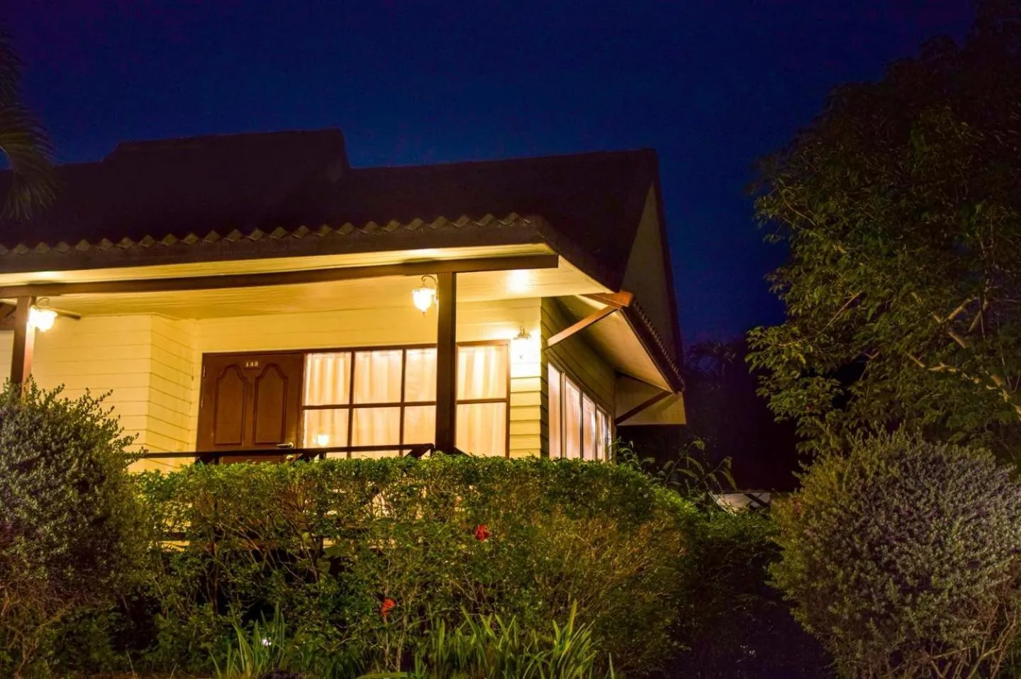 Coco Palm Beach Resort - SHA Extra Plus