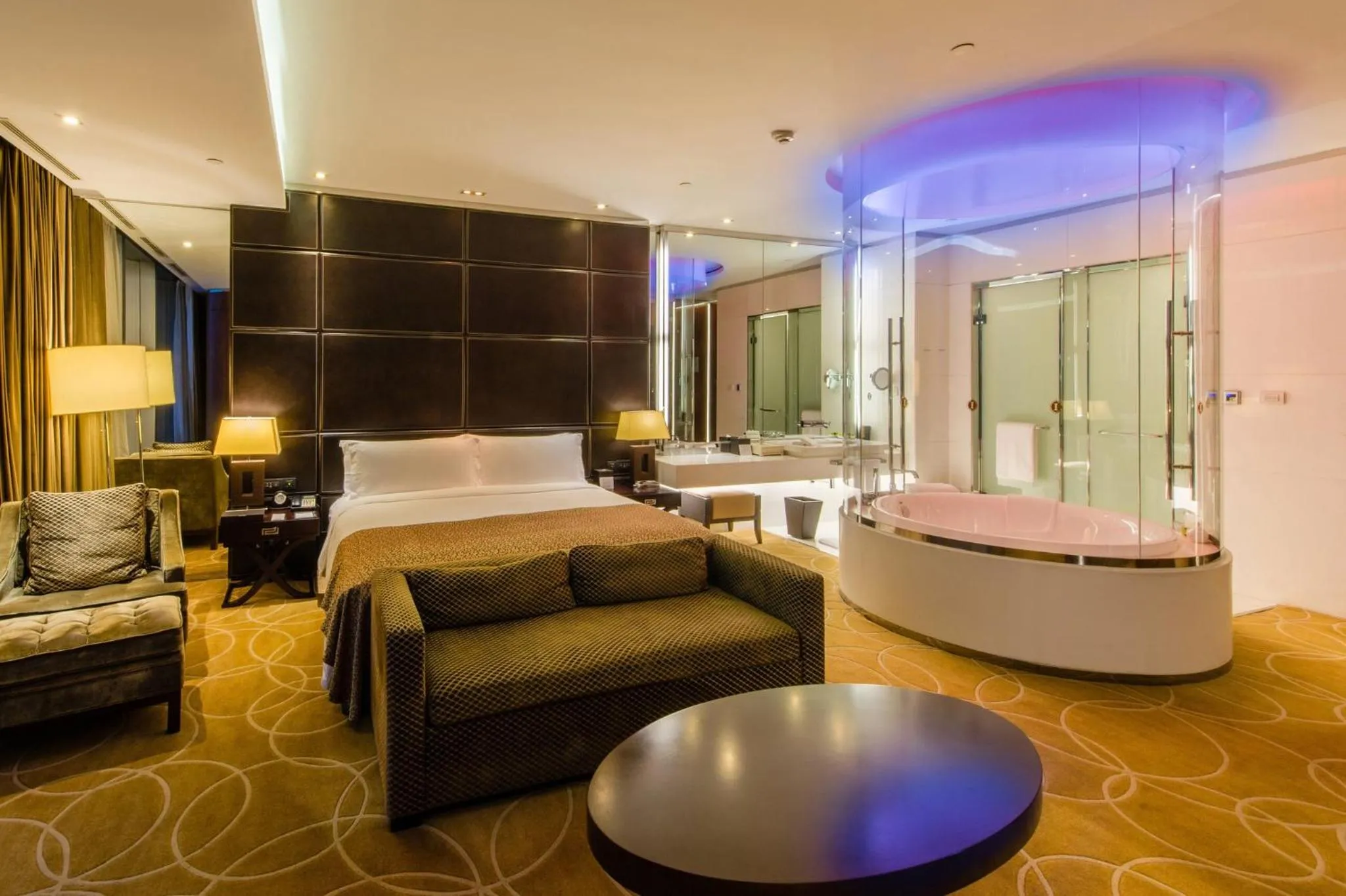 Photo of the whole room, Bed in InterContinental Nanjing by IHG