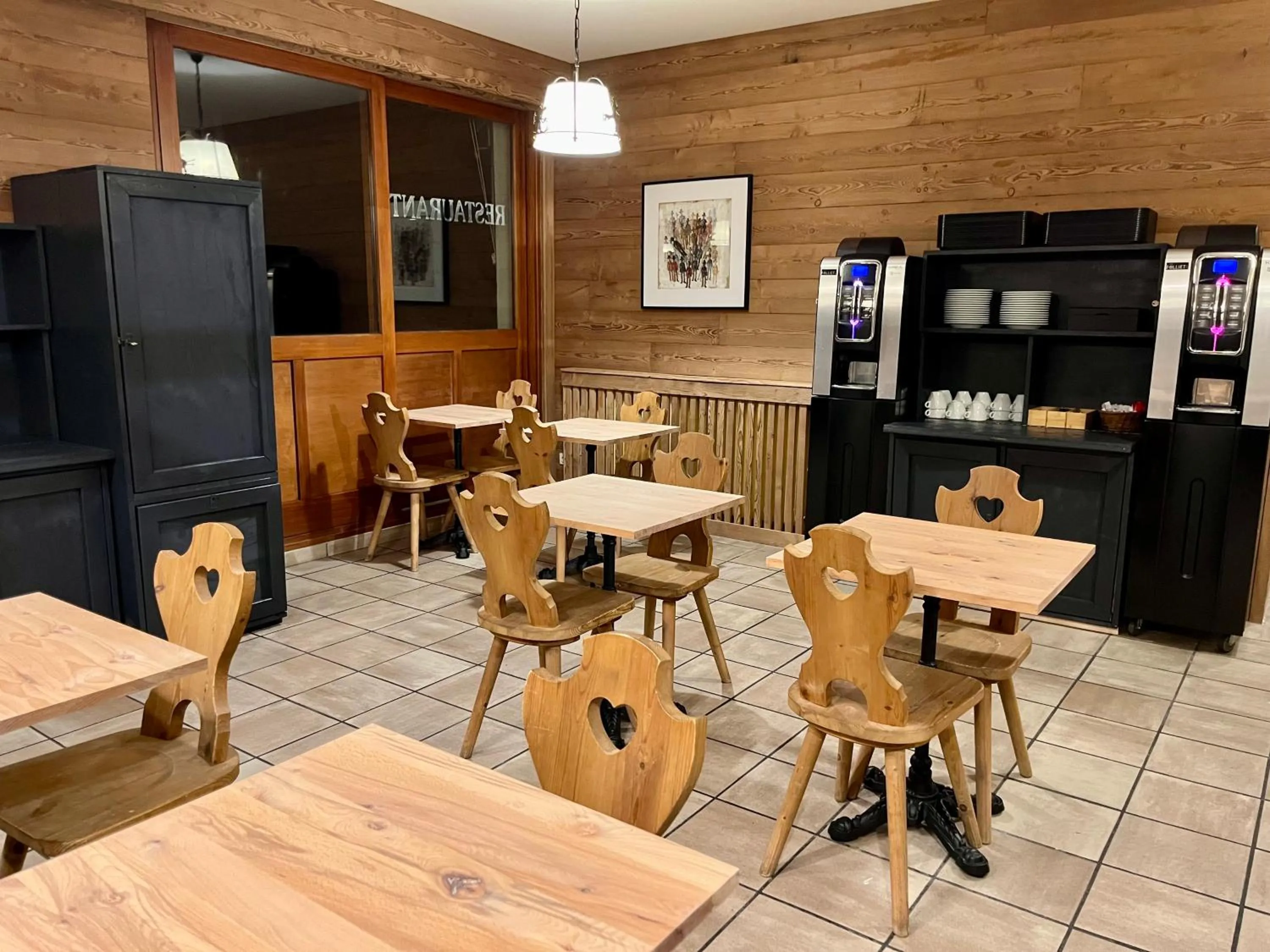 Breakfast in Hotel Restaurant Le Clos