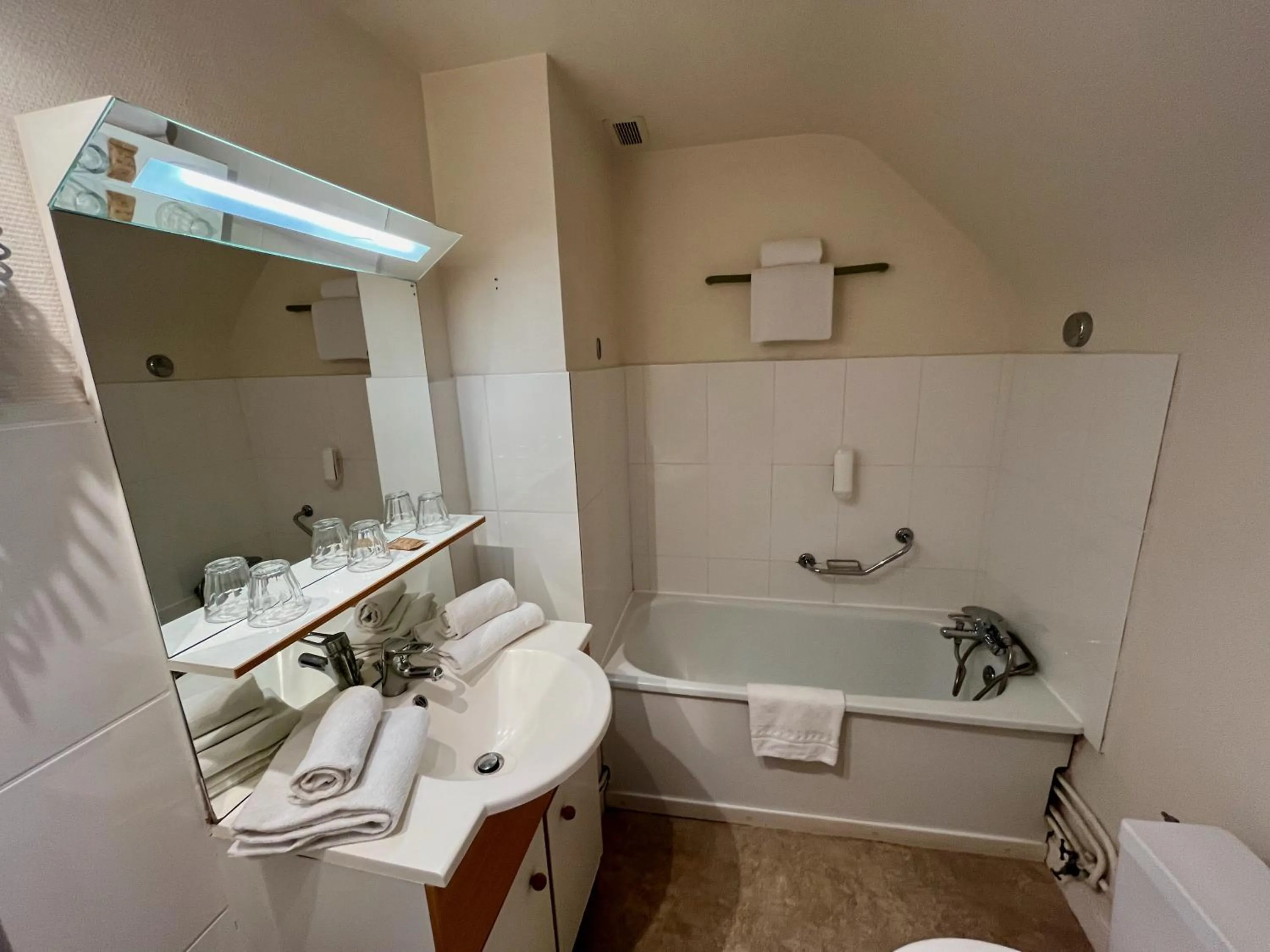 Bathroom in Hotel Restaurant Le Clos