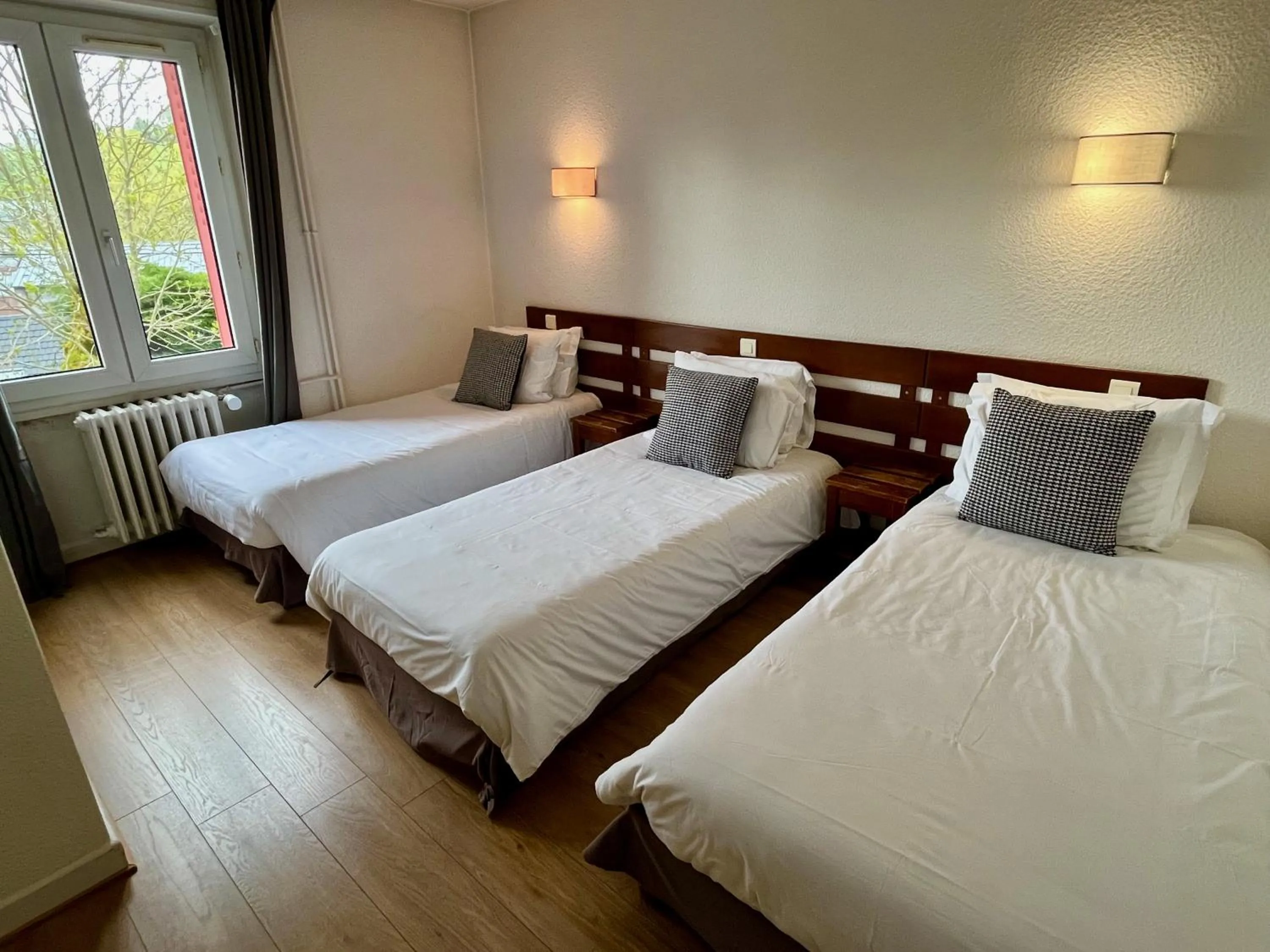 Bedroom, Bed in Hotel Restaurant Le Clos