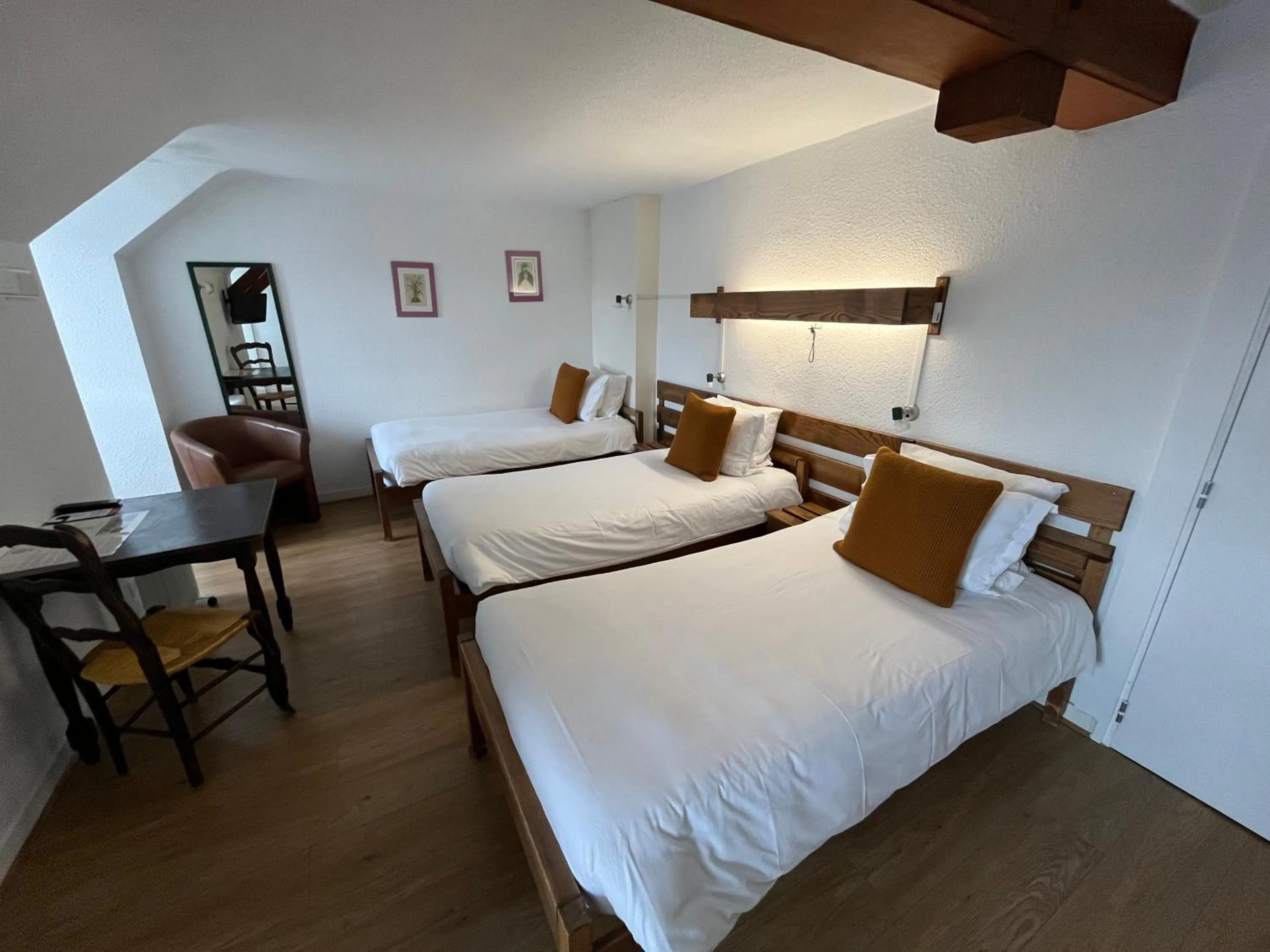 Bedroom, Bed in Hotel Restaurant Le Clos