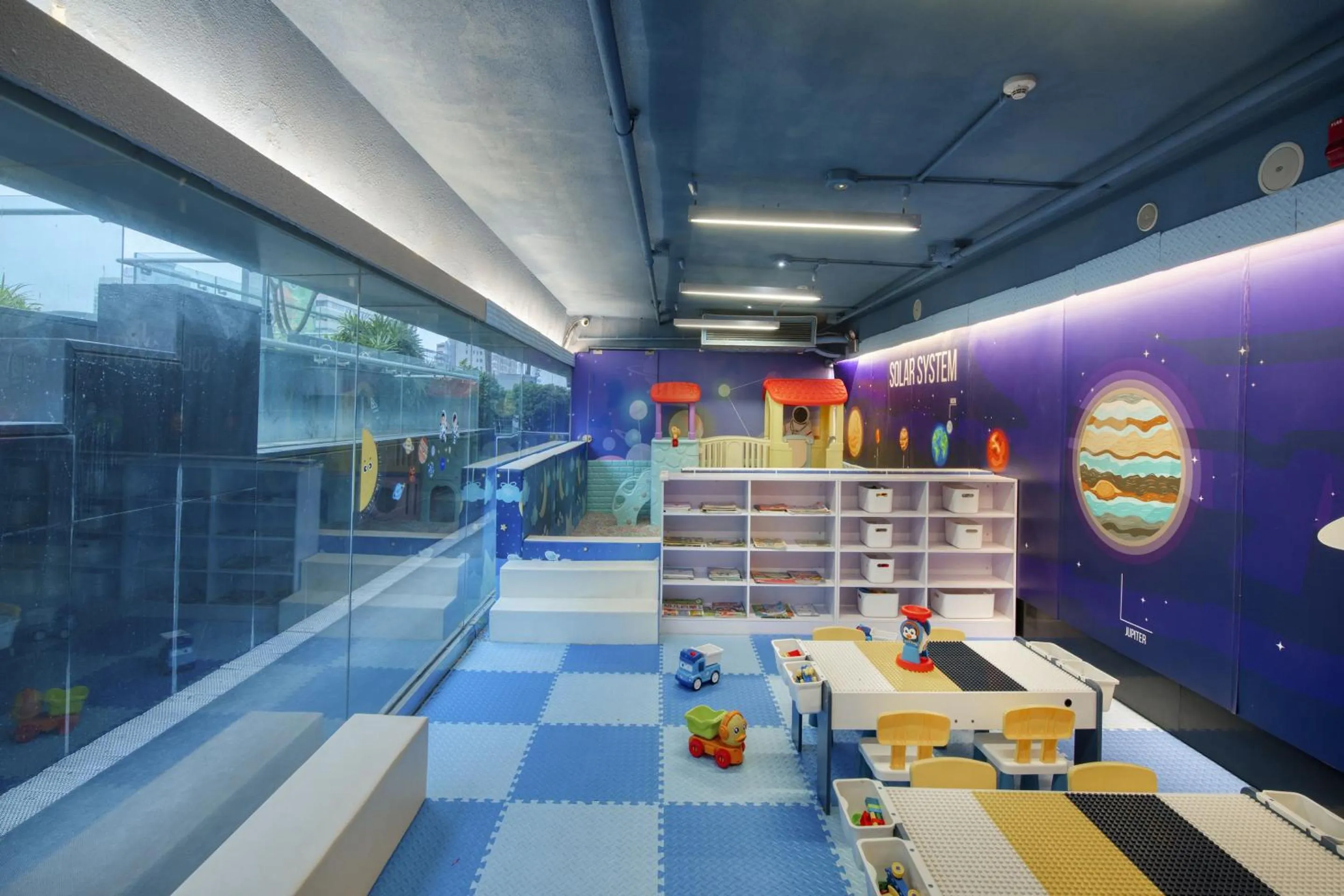 Lobby or reception in Crowne Plaza Guangzhou City Centre by IHG