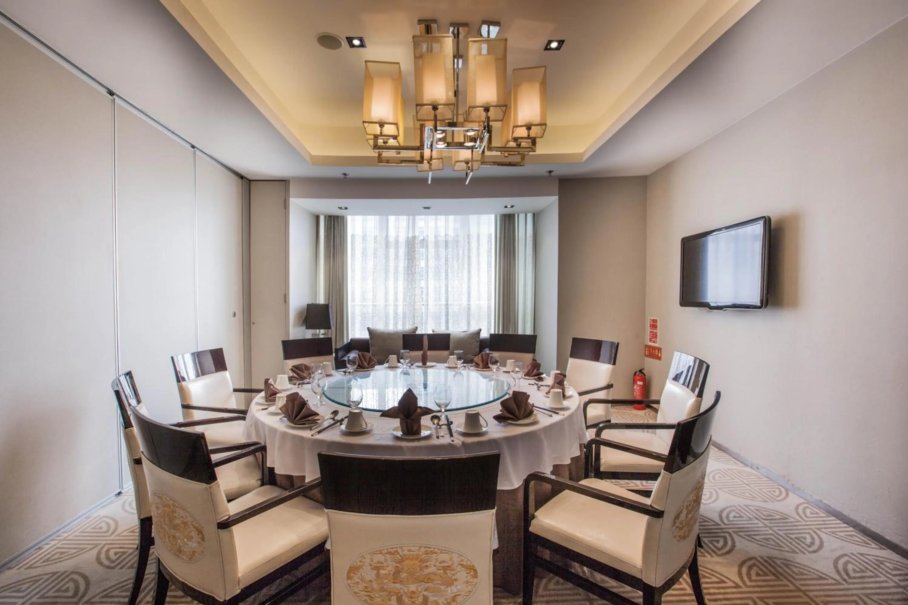 Holiday Inn Beijing Focus Square by IHG