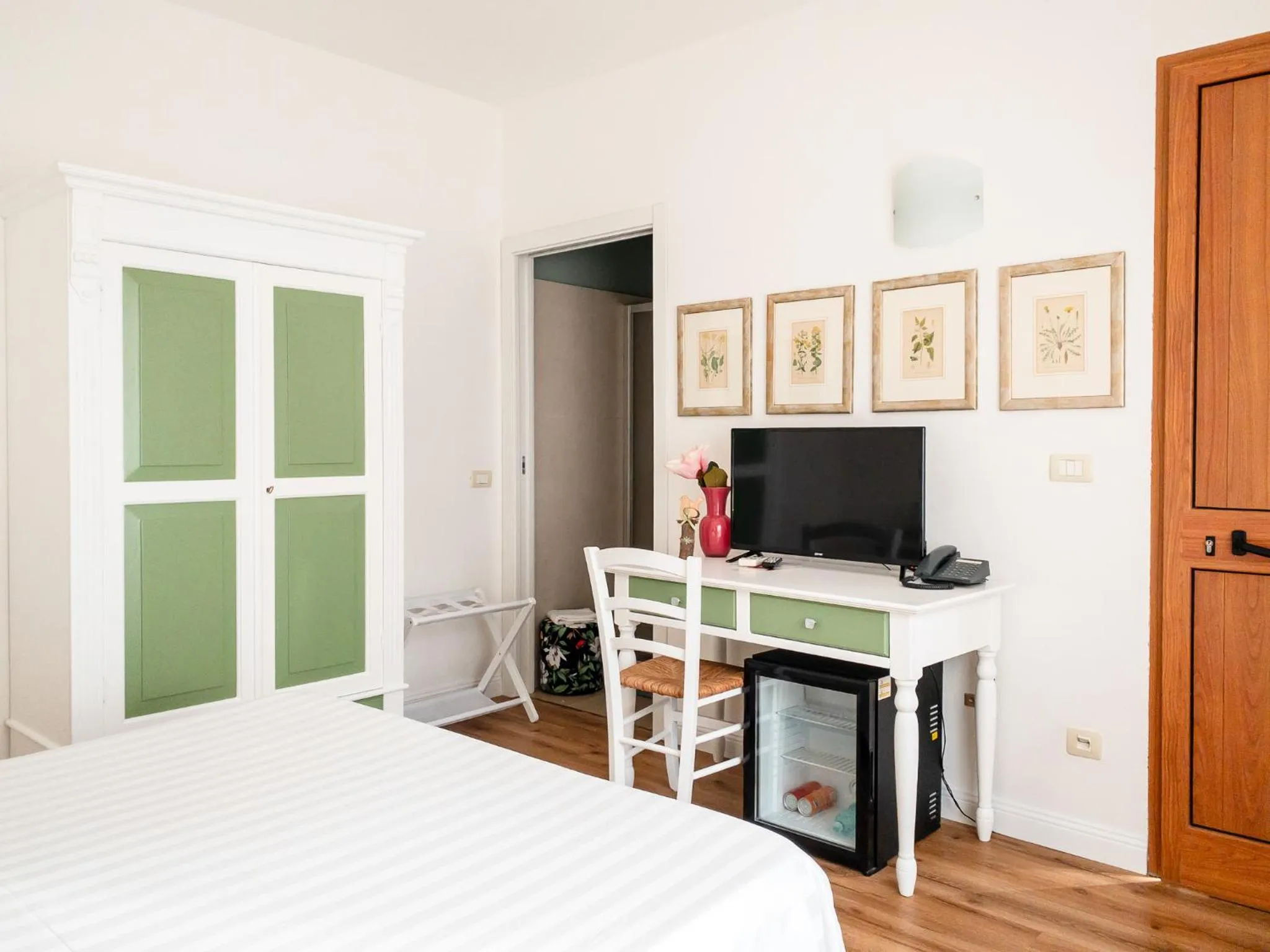 Photo of the whole room, Bed in Hotel Donatella