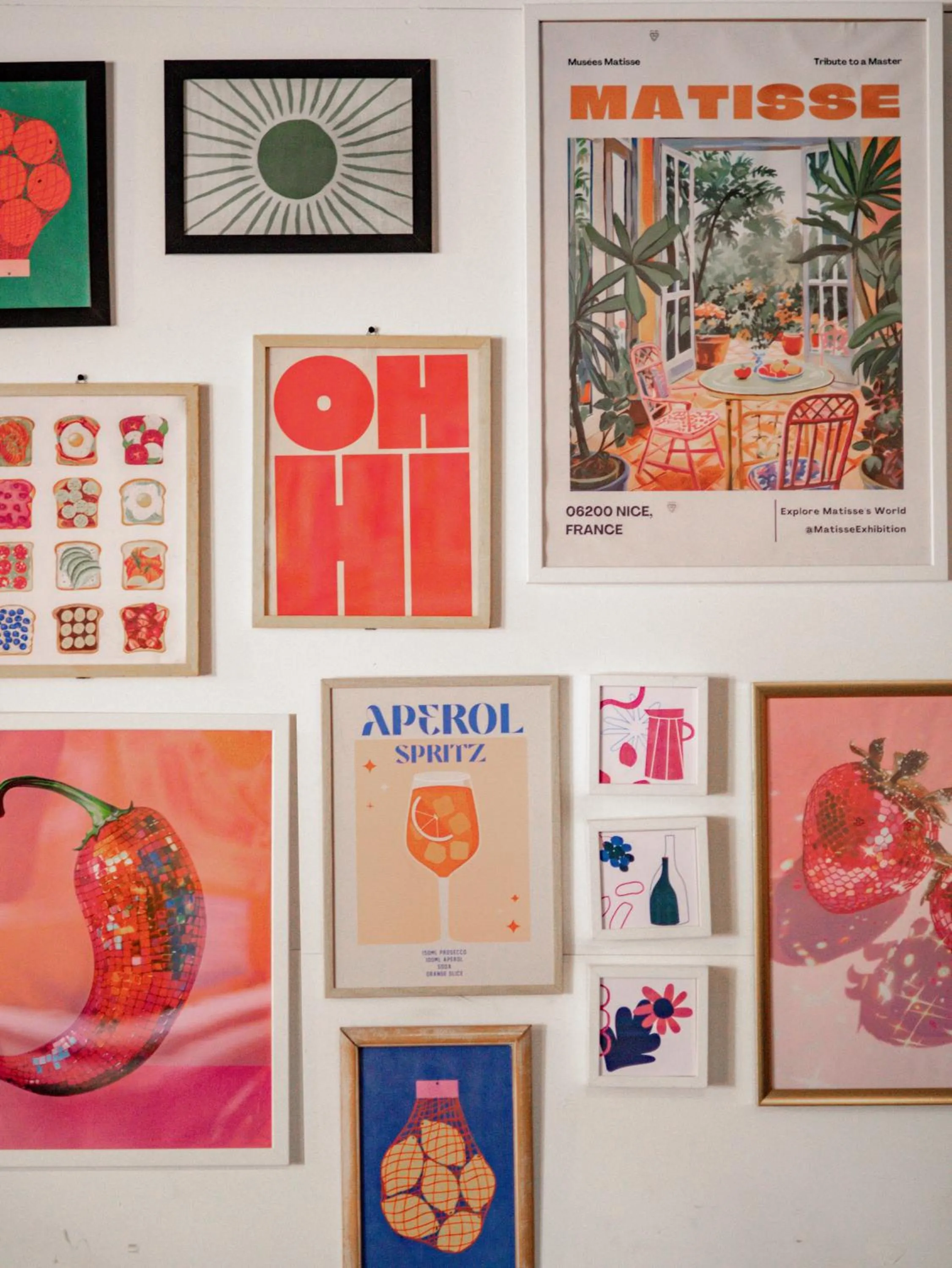 Communal lounge/ TV room in Hostel Vertigo Vieux-Port