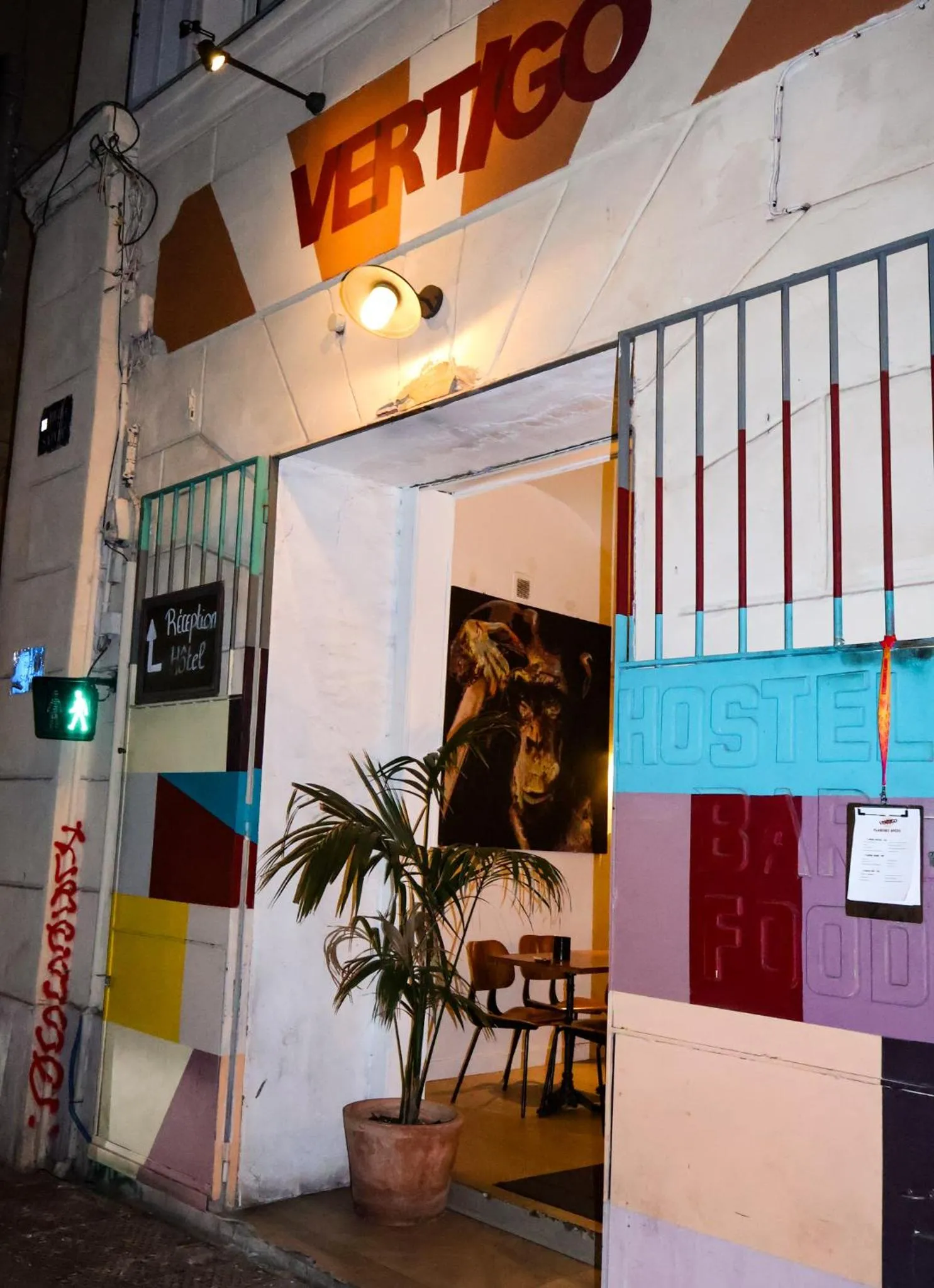 Lounge or bar in Hostel Vertigo Vieux-Port