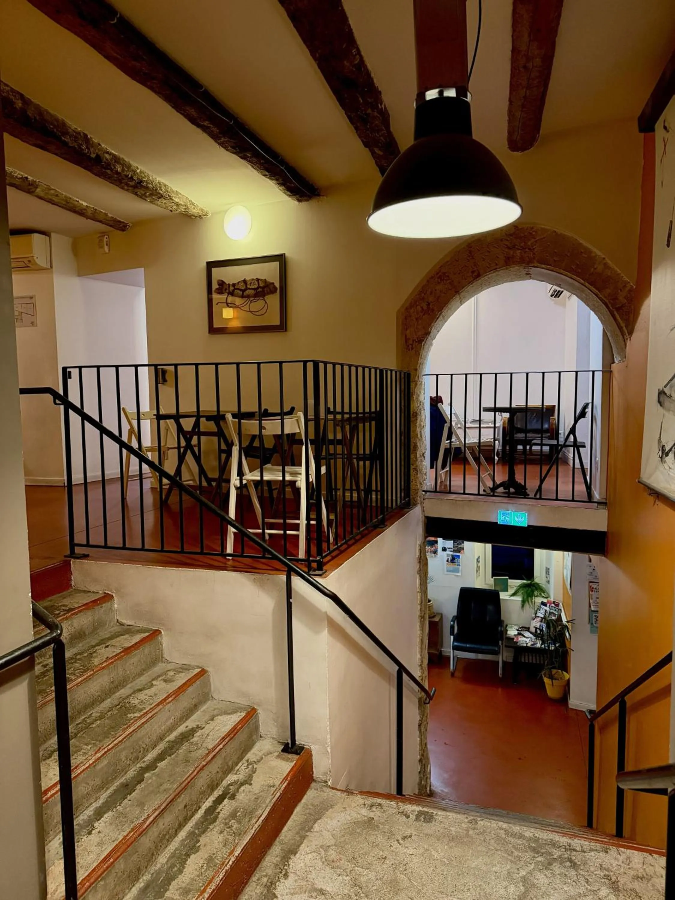 Communal lounge/ TV room in Hostel Vertigo Vieux-Port