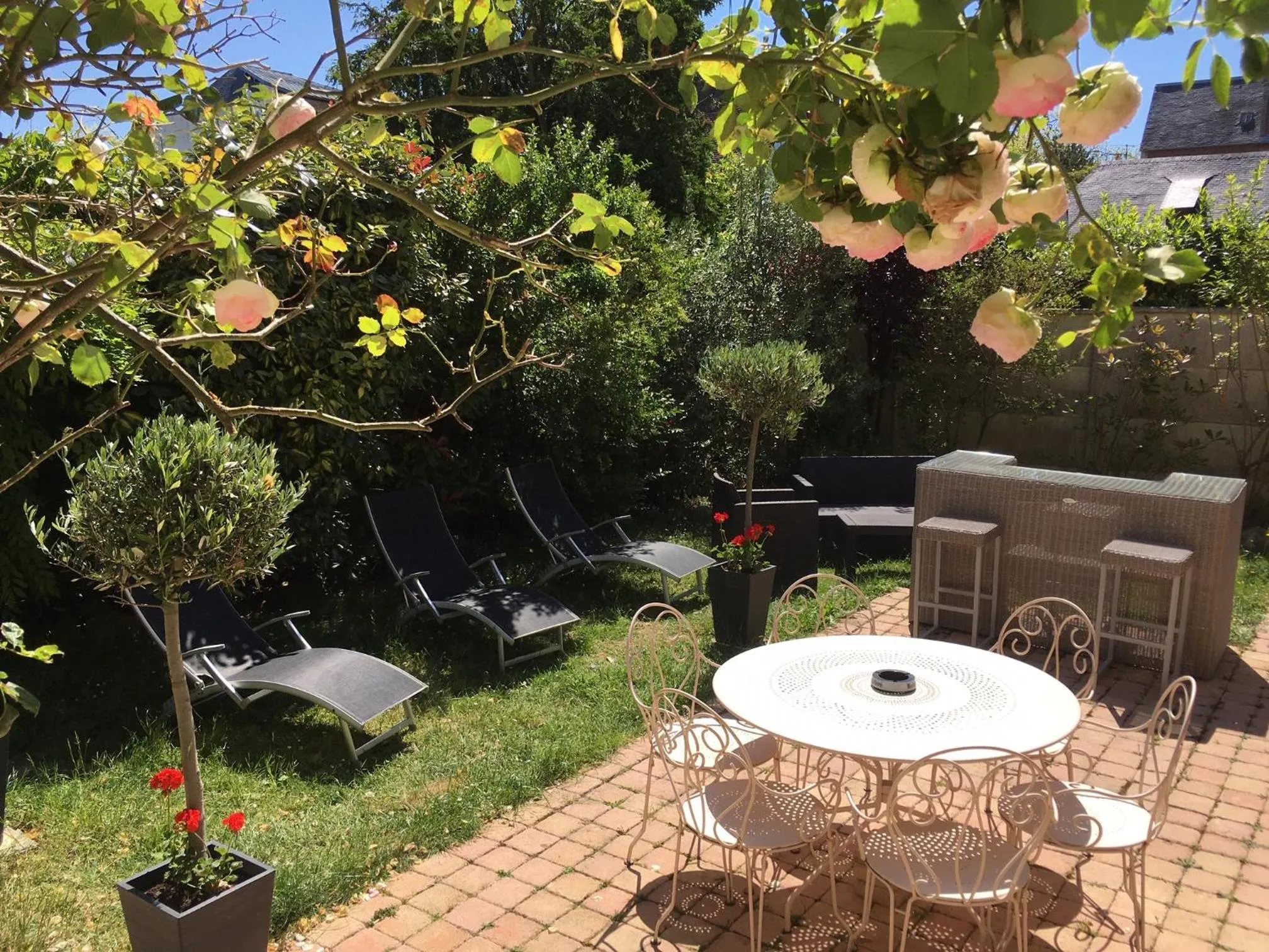 Patio in Le Mascaret