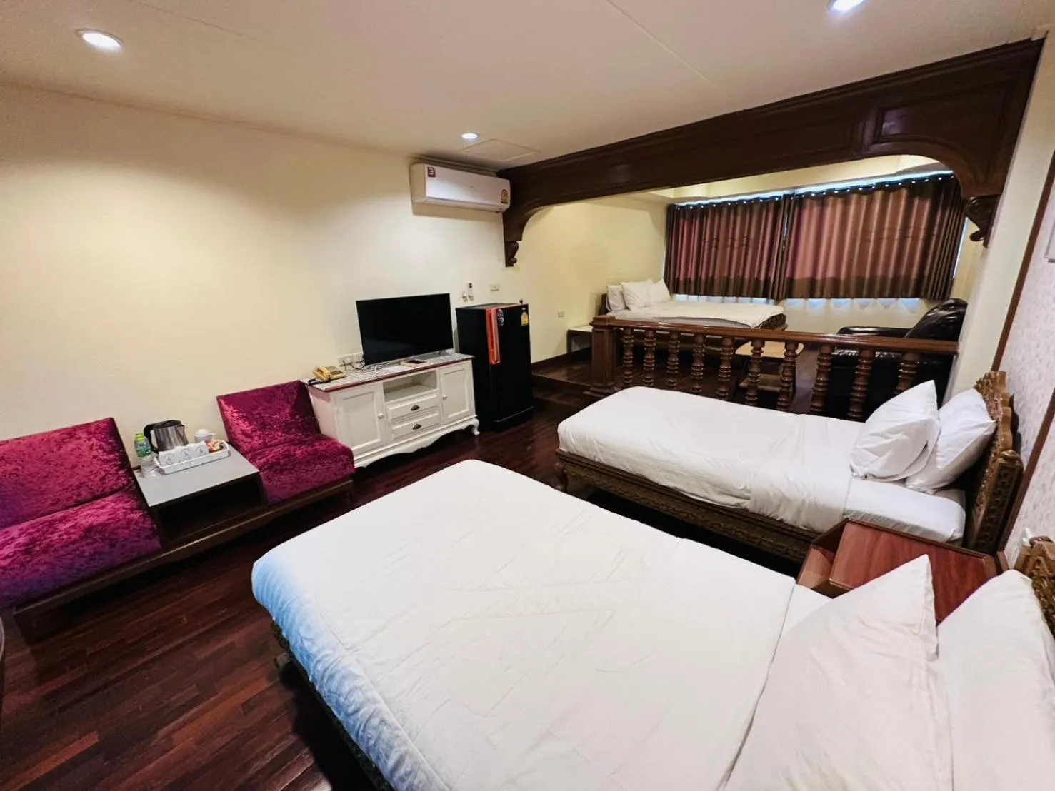 Bed in Prince Hotel Chiang Mai