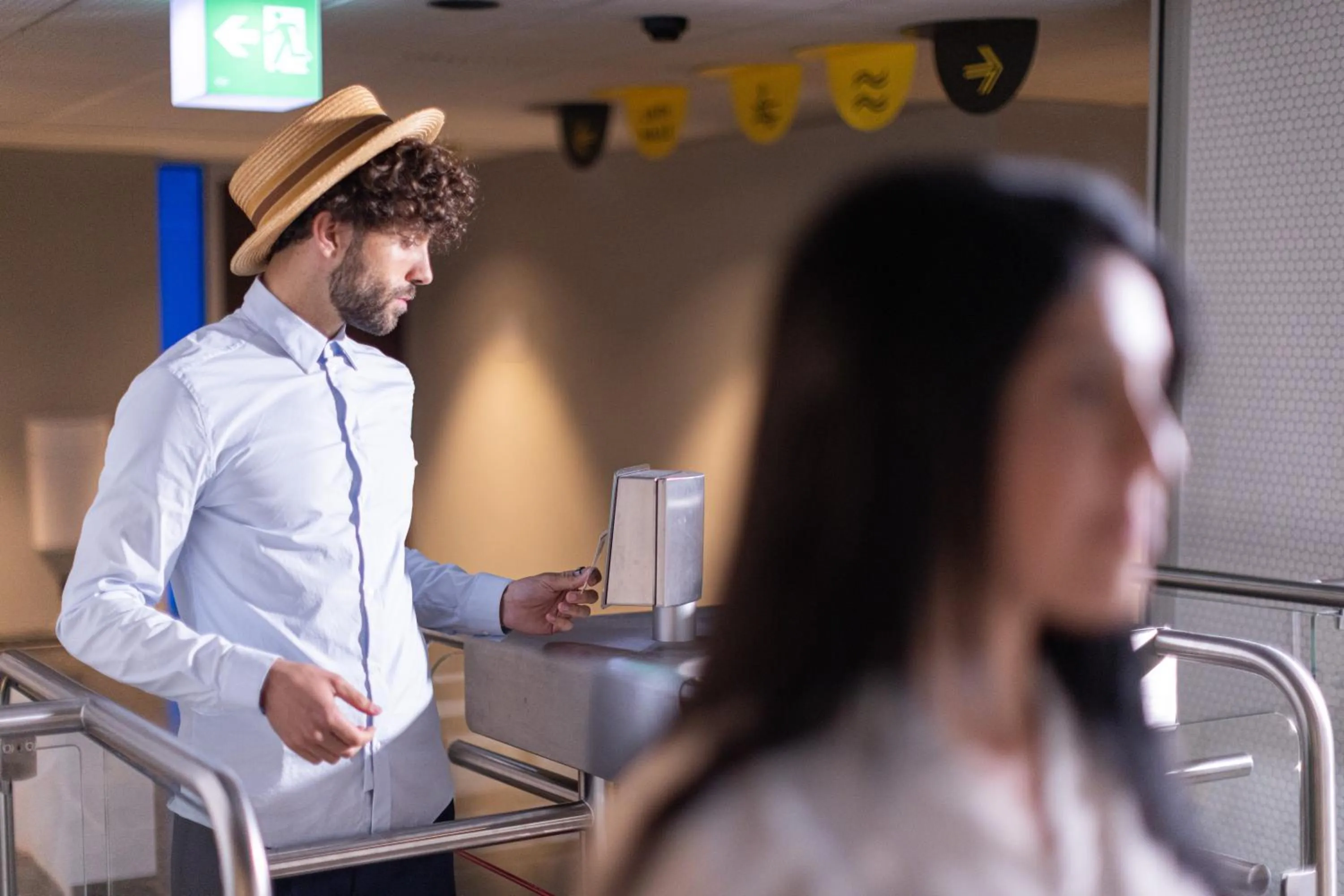Swimming pool in lintharena ag