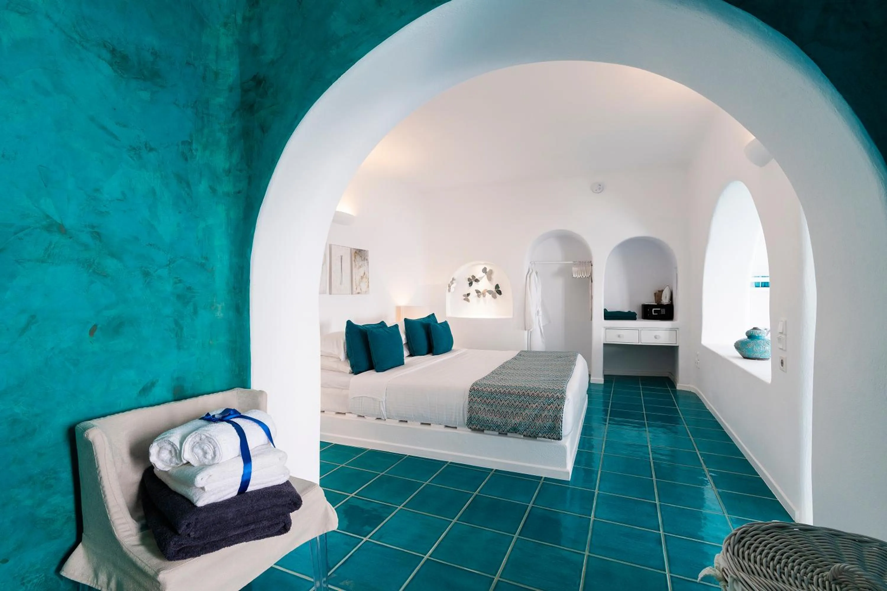 Bedroom, Bed in Astra Suites