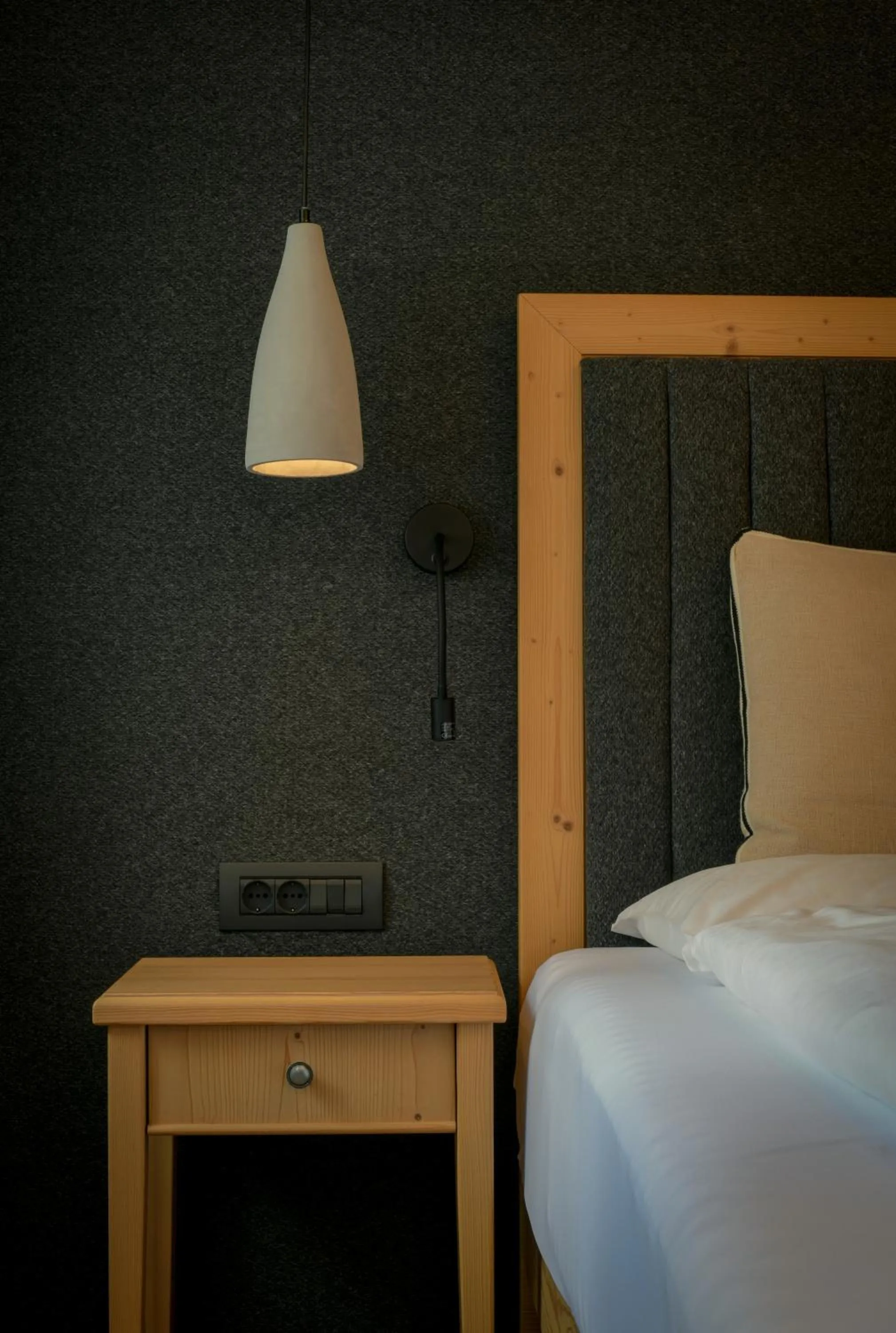 Bedroom, Bed in Charme Hotel Uridl