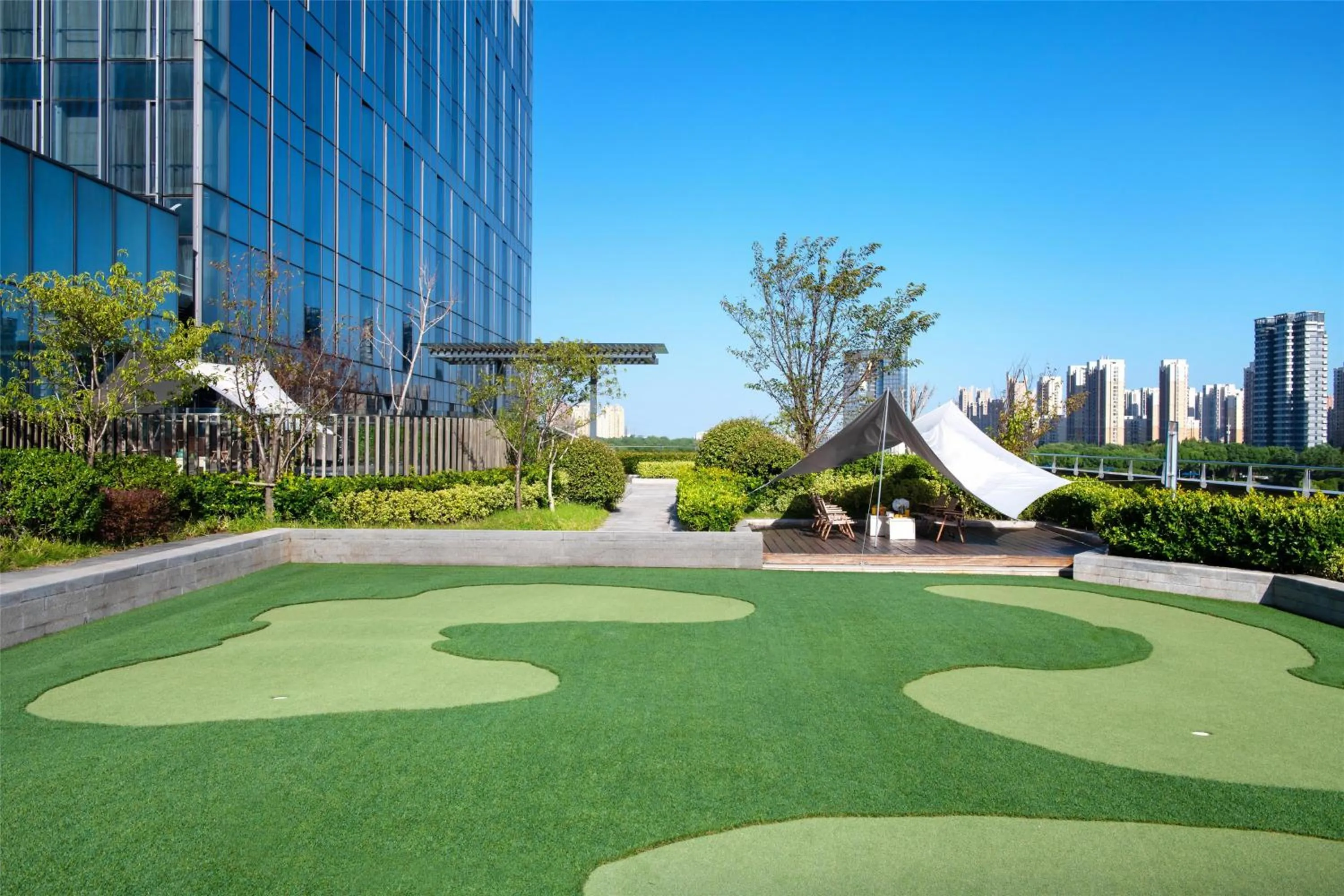 Property building in Somerset Baitang Suzhou