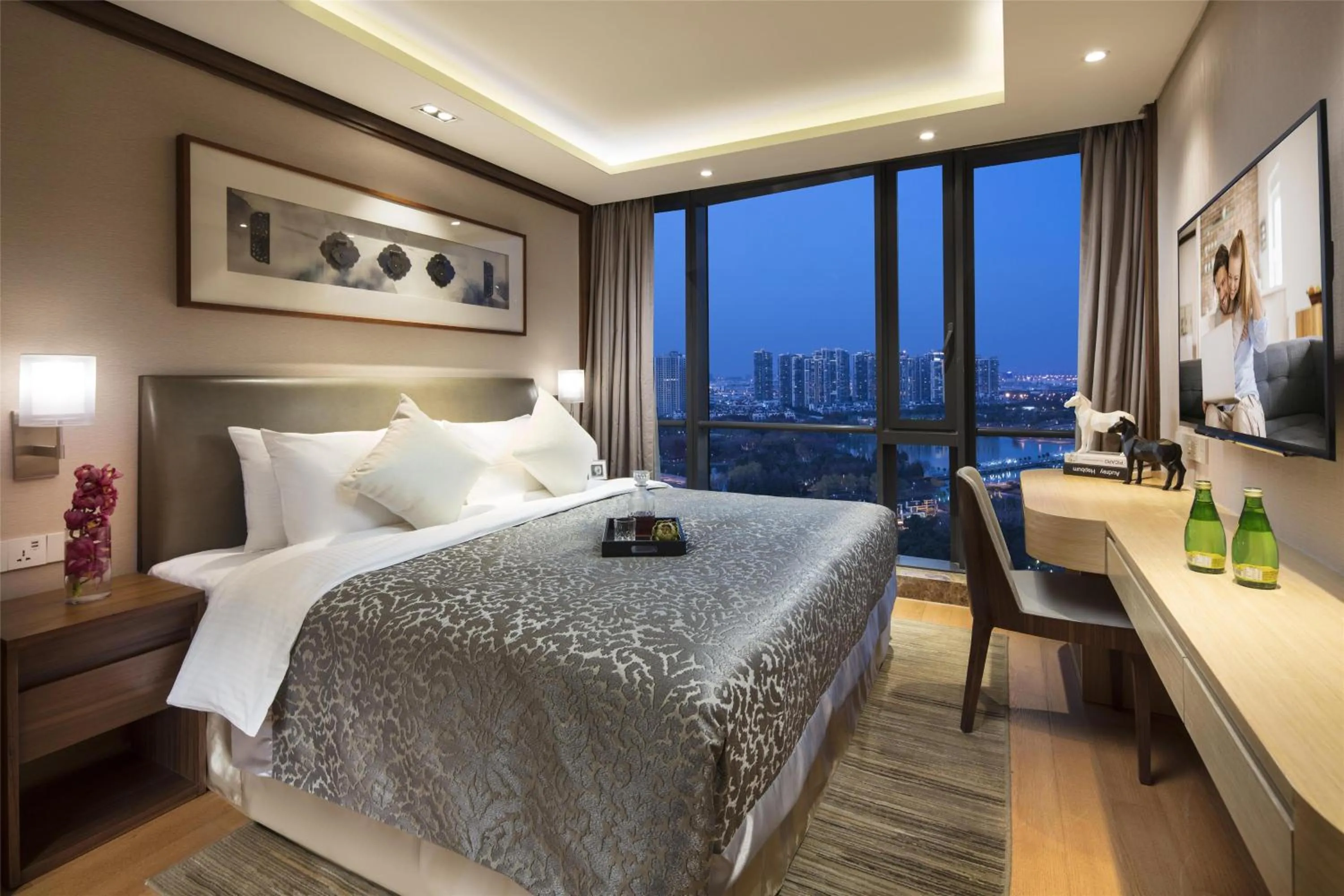 Bedroom, Bed in Somerset Baitang Suzhou