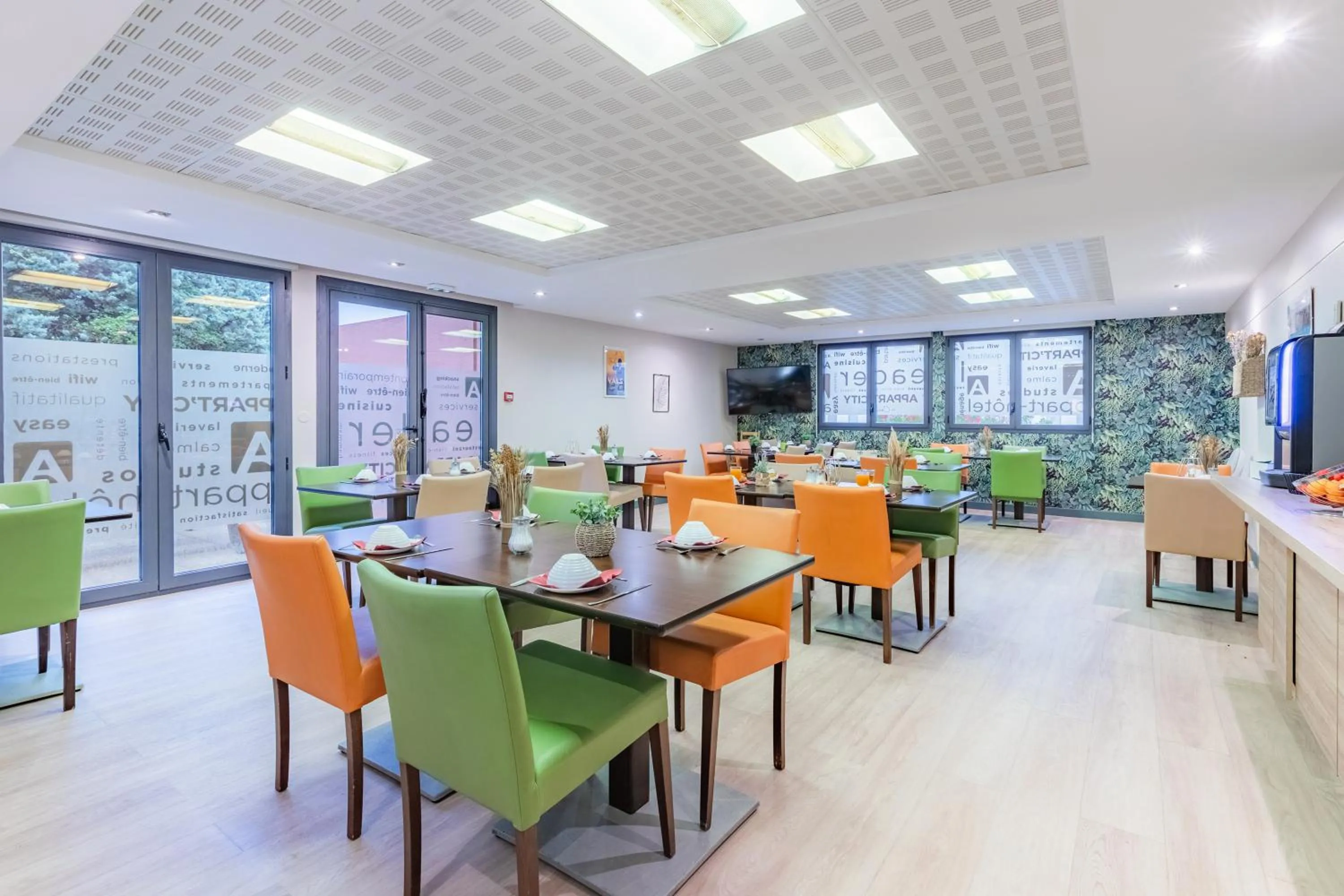 Breakfast in Appart'City Classic Montelimar