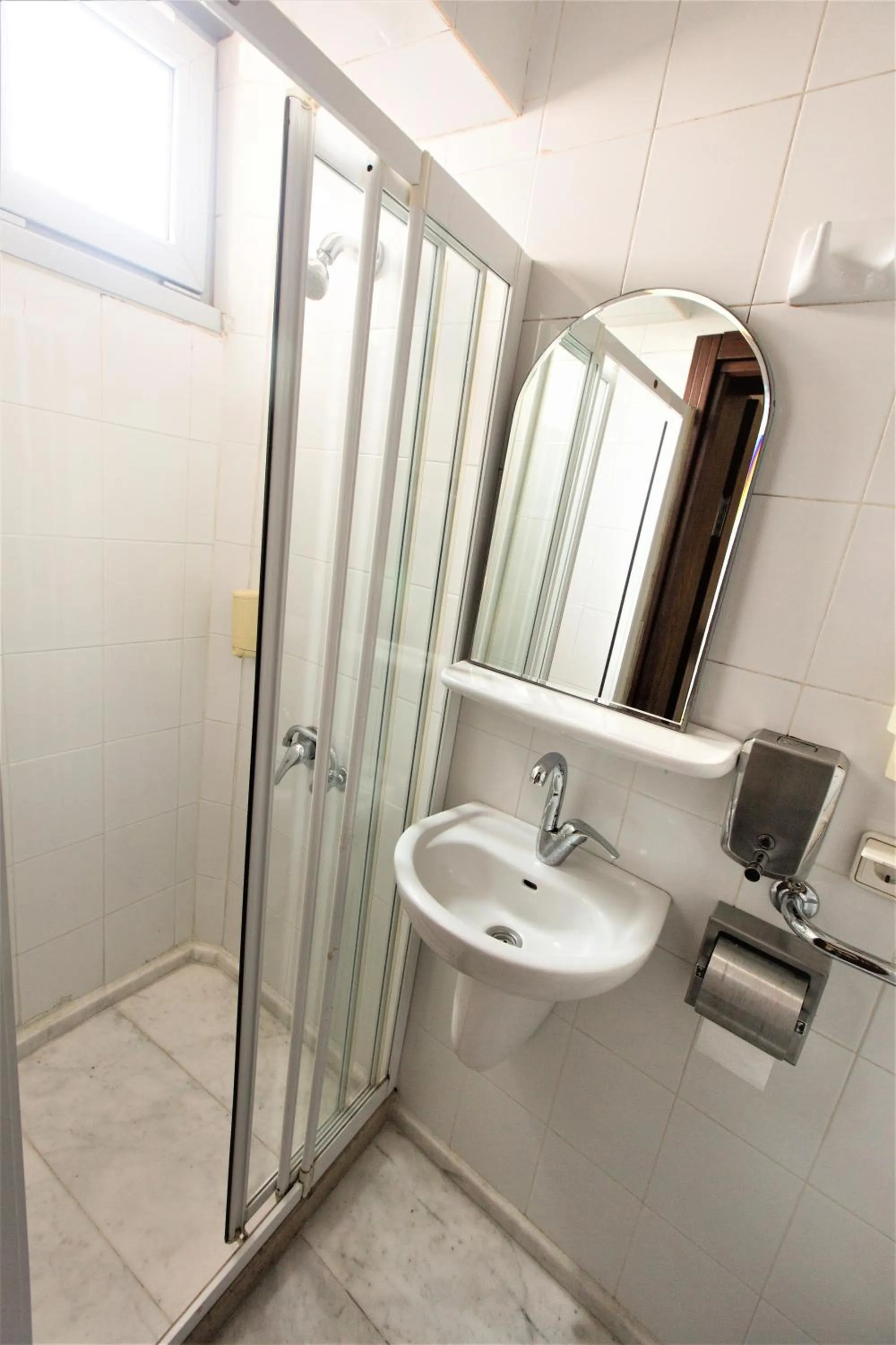 Shower in MyKent Hotel