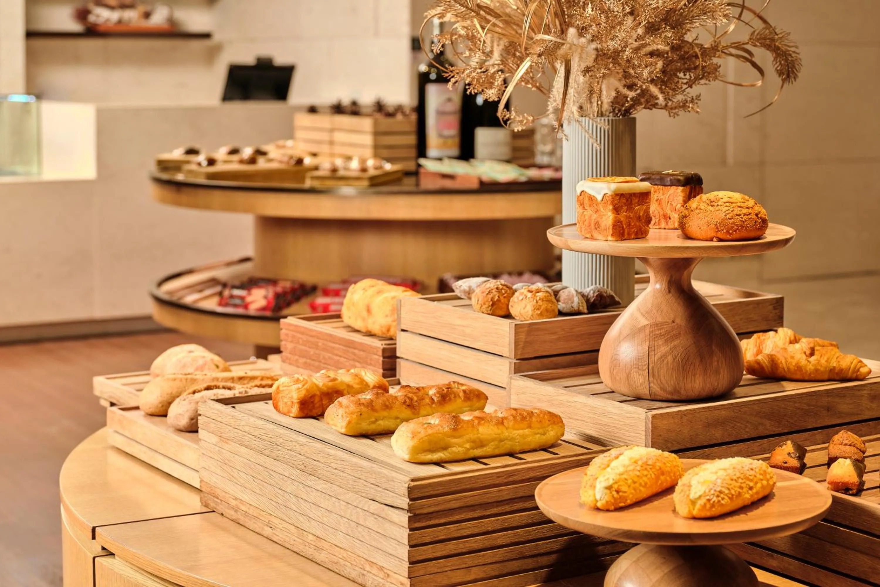 Restaurant/places to eat in Landing Jeju Shinhwa World Hotel