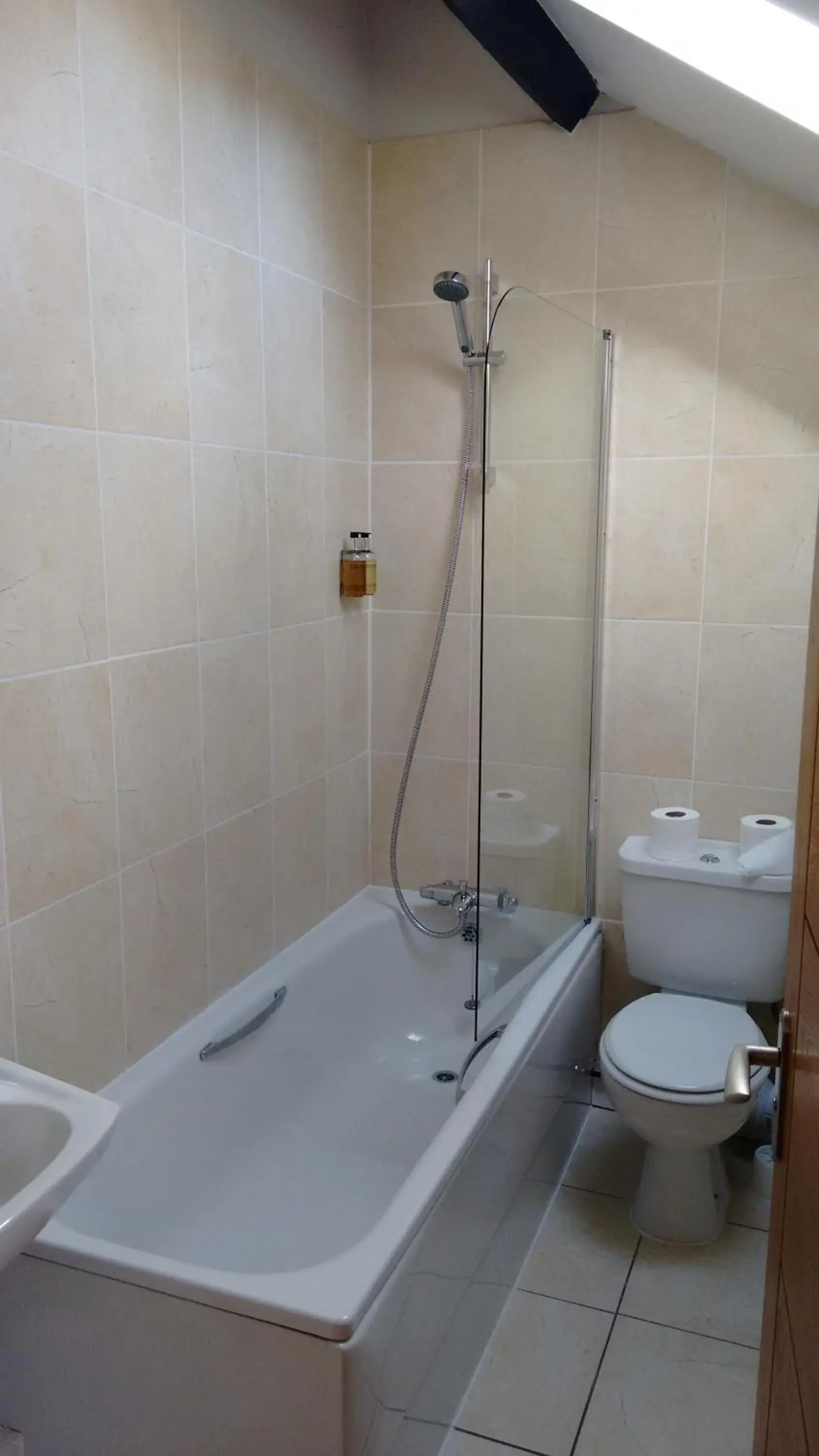 Superior Double Room in Dragon Inn Superior Double Room in Dragon Inn