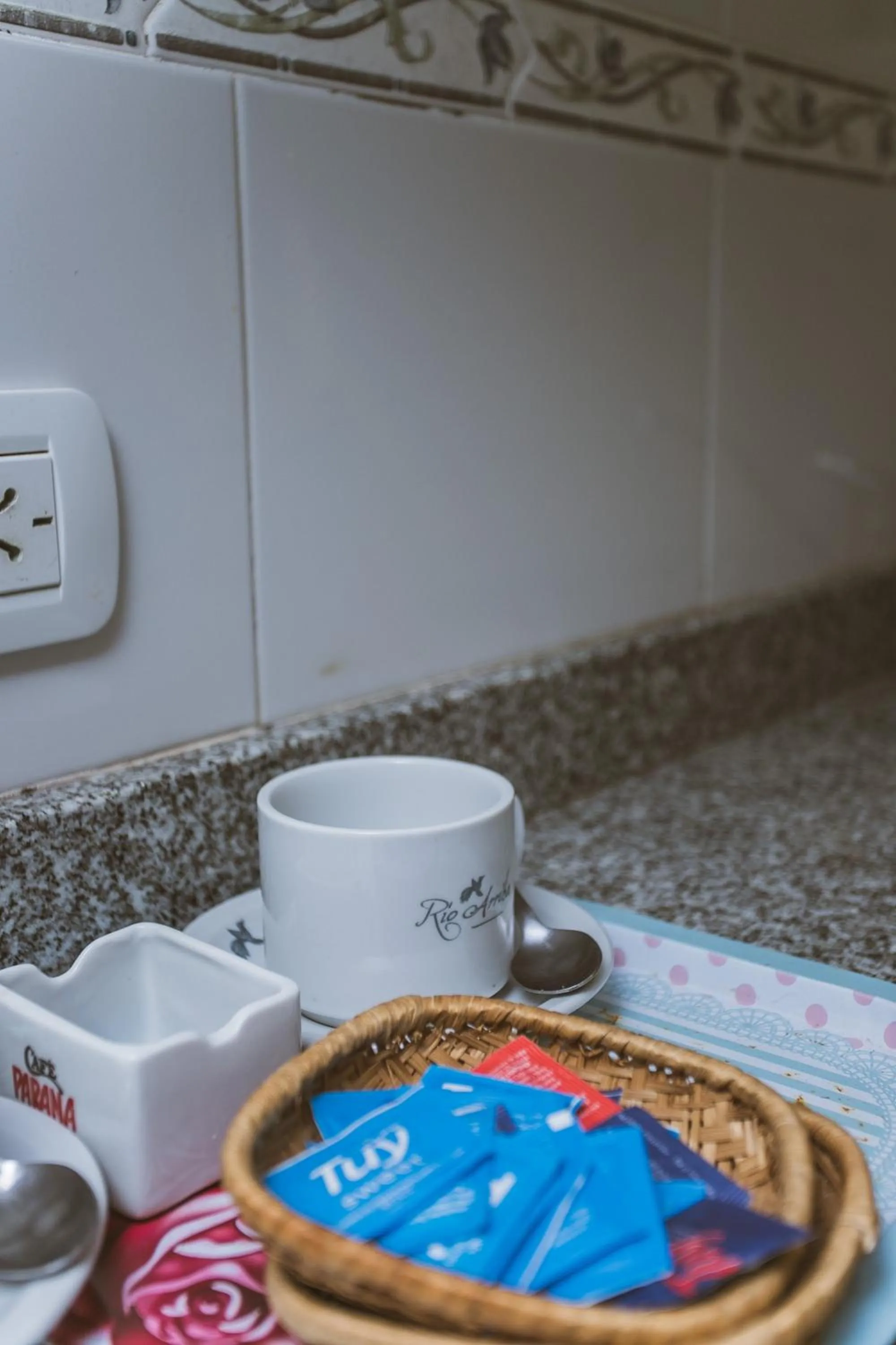 Río Arriba Suites & Apartments & Restó