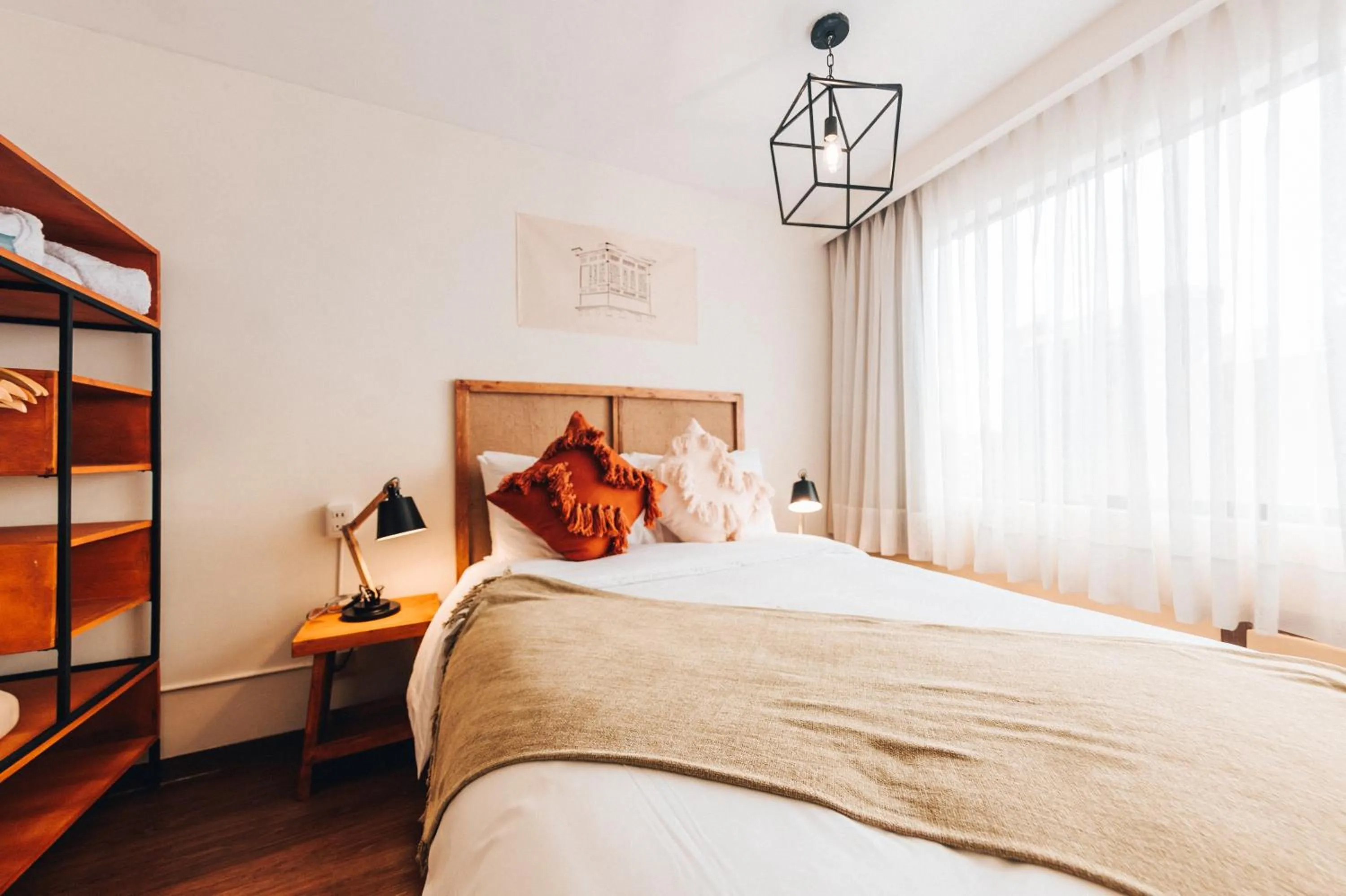 Bedroom, Bed in qema Lima