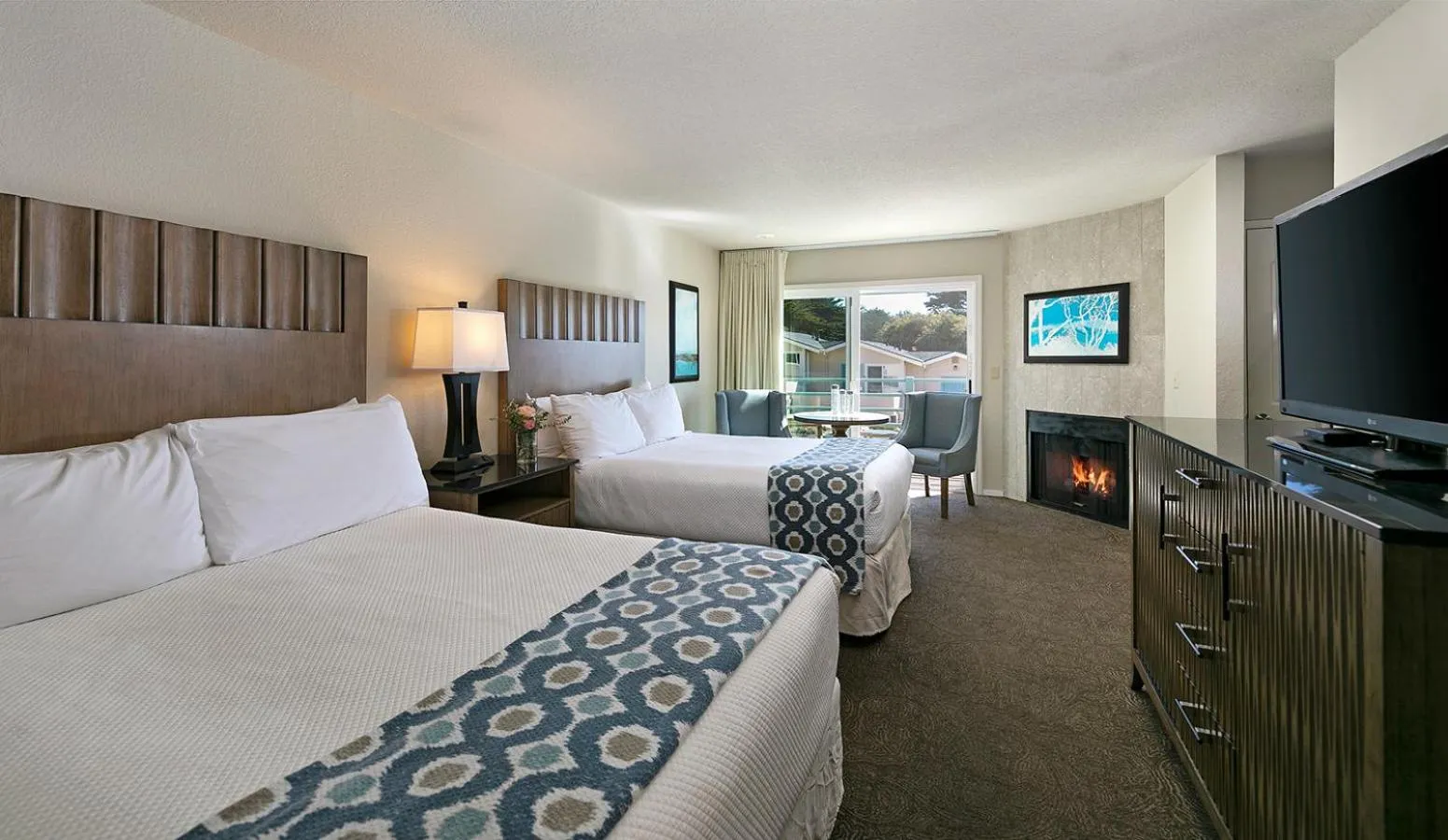 Bedroom, Bed in Cambria Landing Inn and Suites