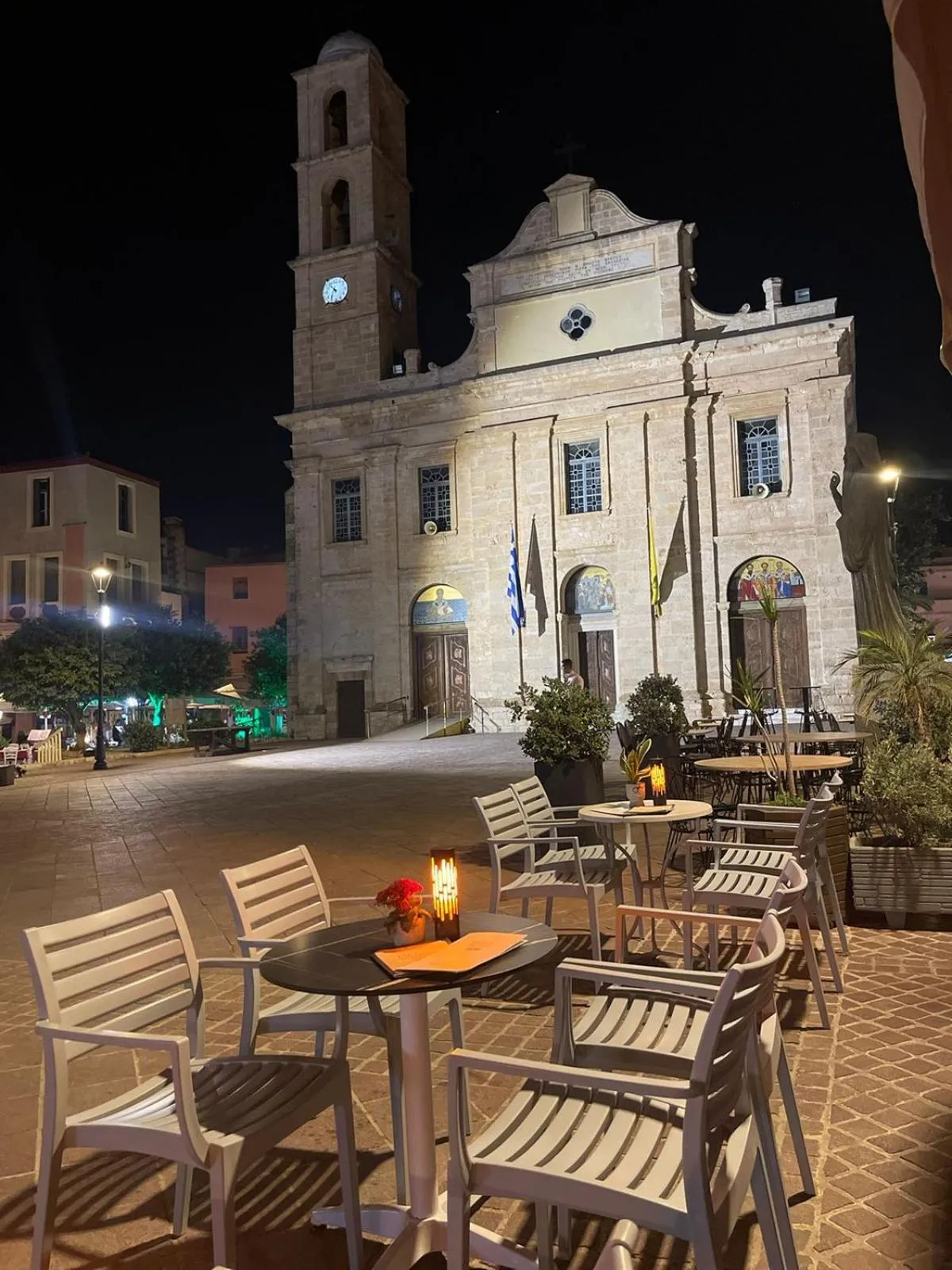 Restaurant/places to eat in Vilelmine