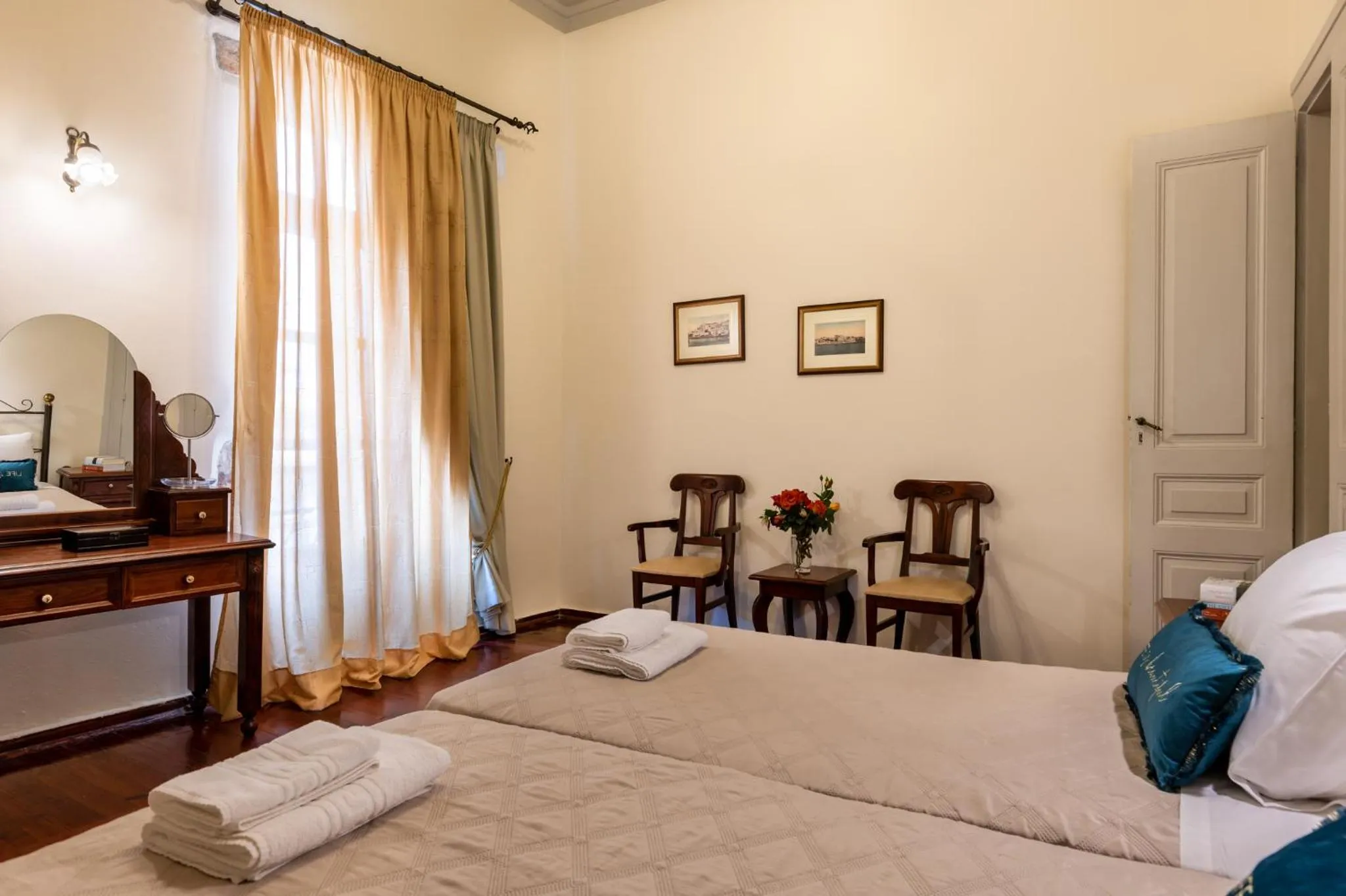 Bedroom, Bed in Vilelmine