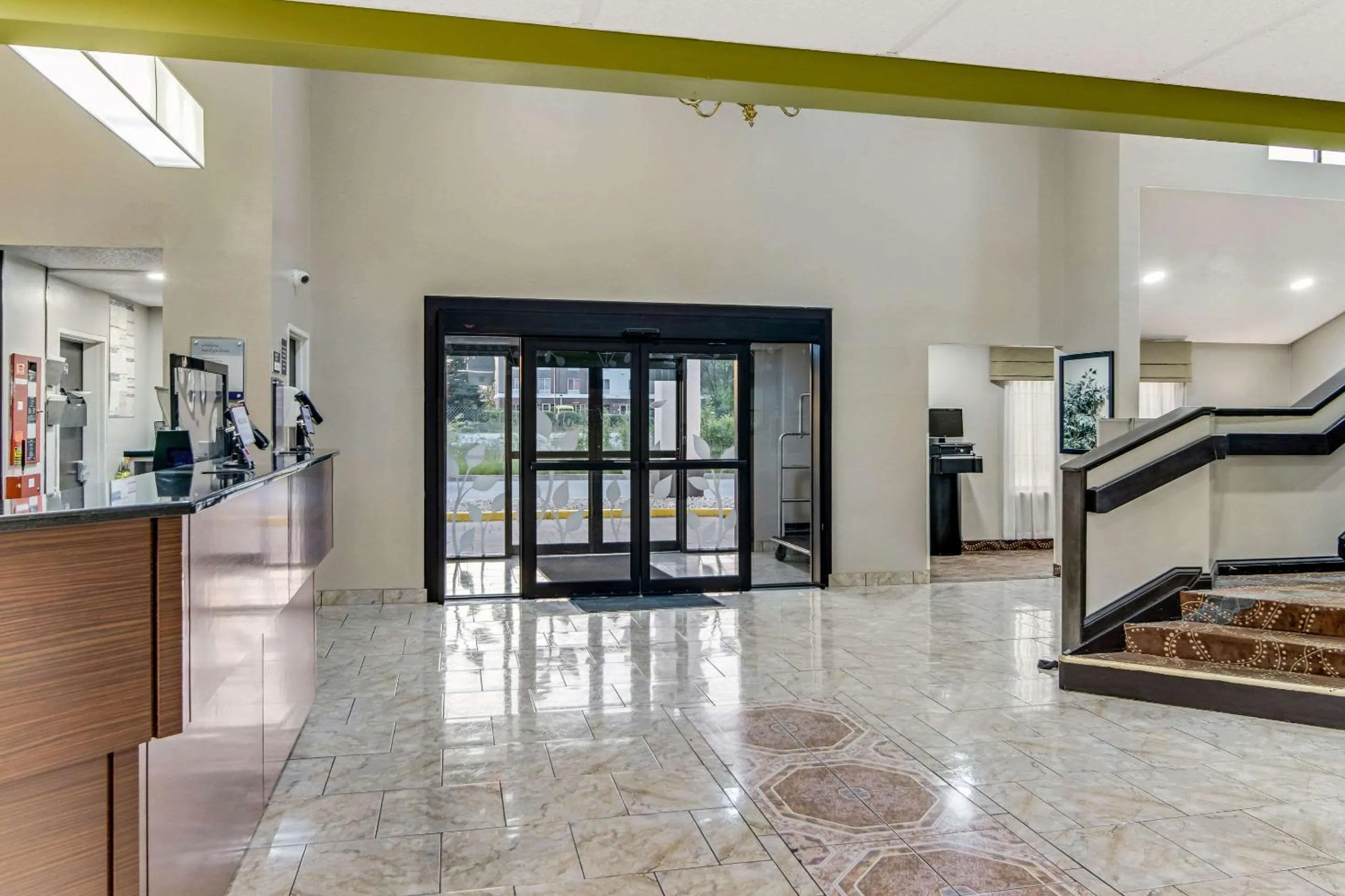 Lobby or reception in Sleep Inn near I-80 and I-94