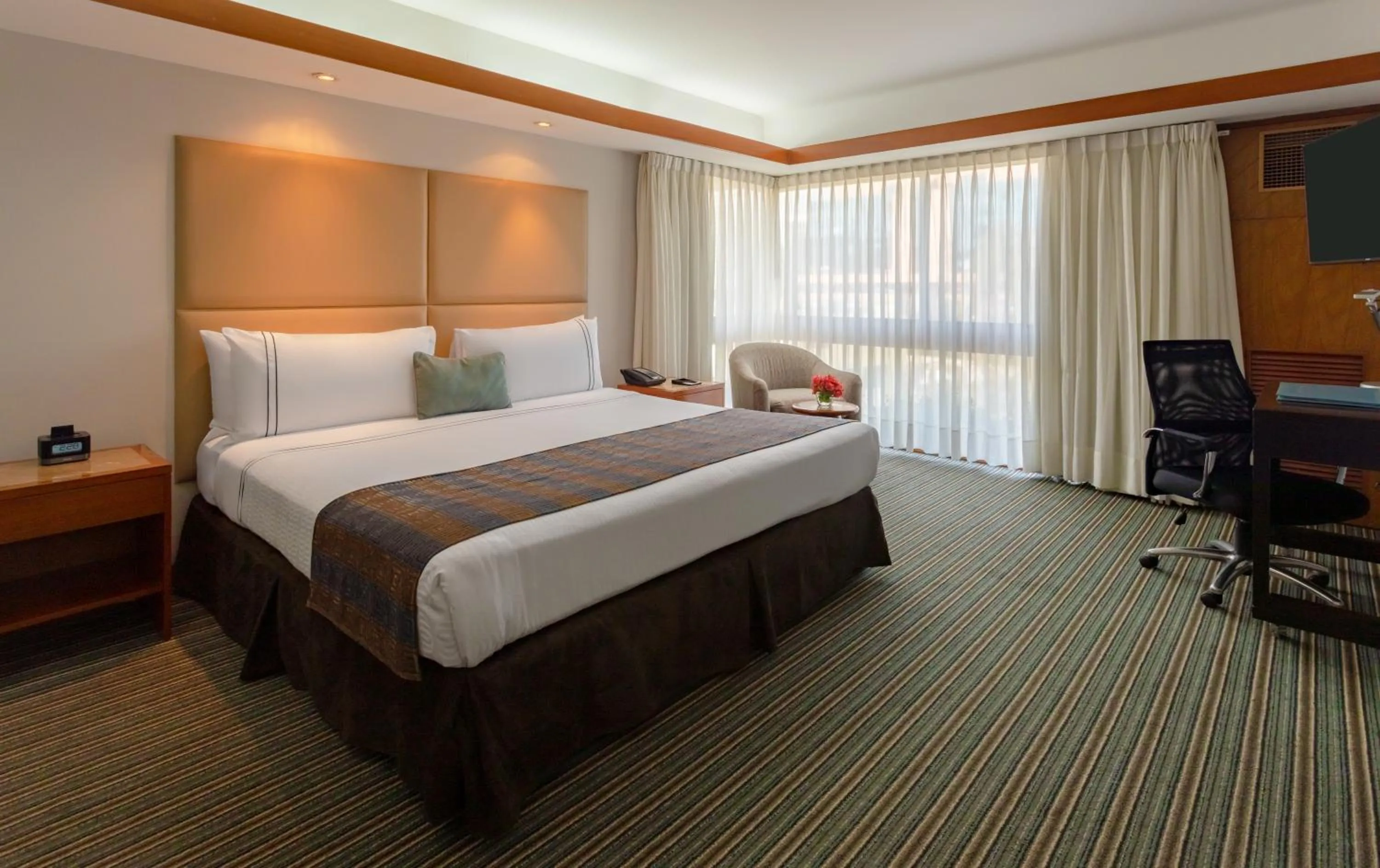 Bedroom, Bed in Sonesta Hotel El Olivar