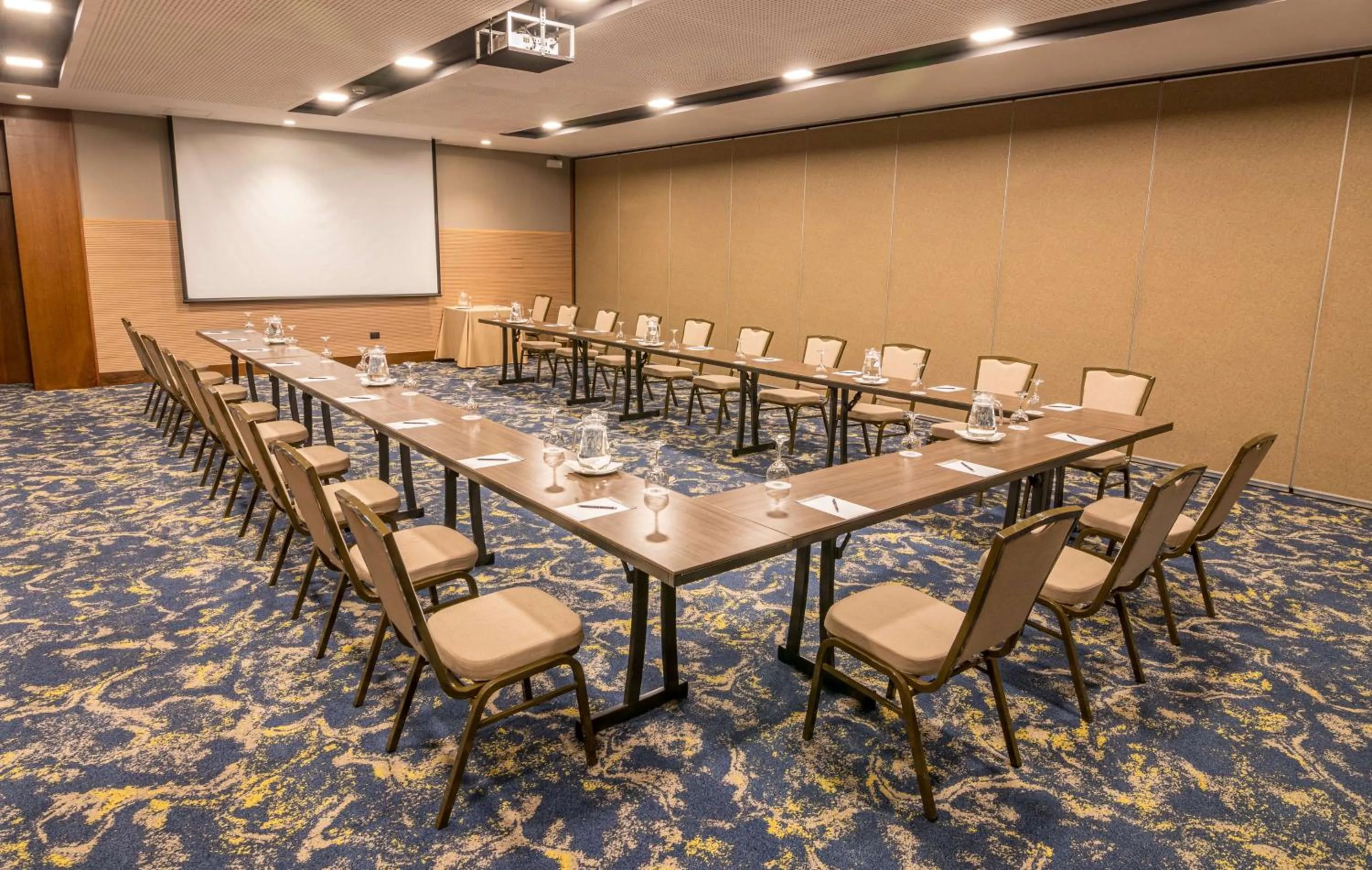 Meeting/conference room in Sonesta Hotel El Olivar