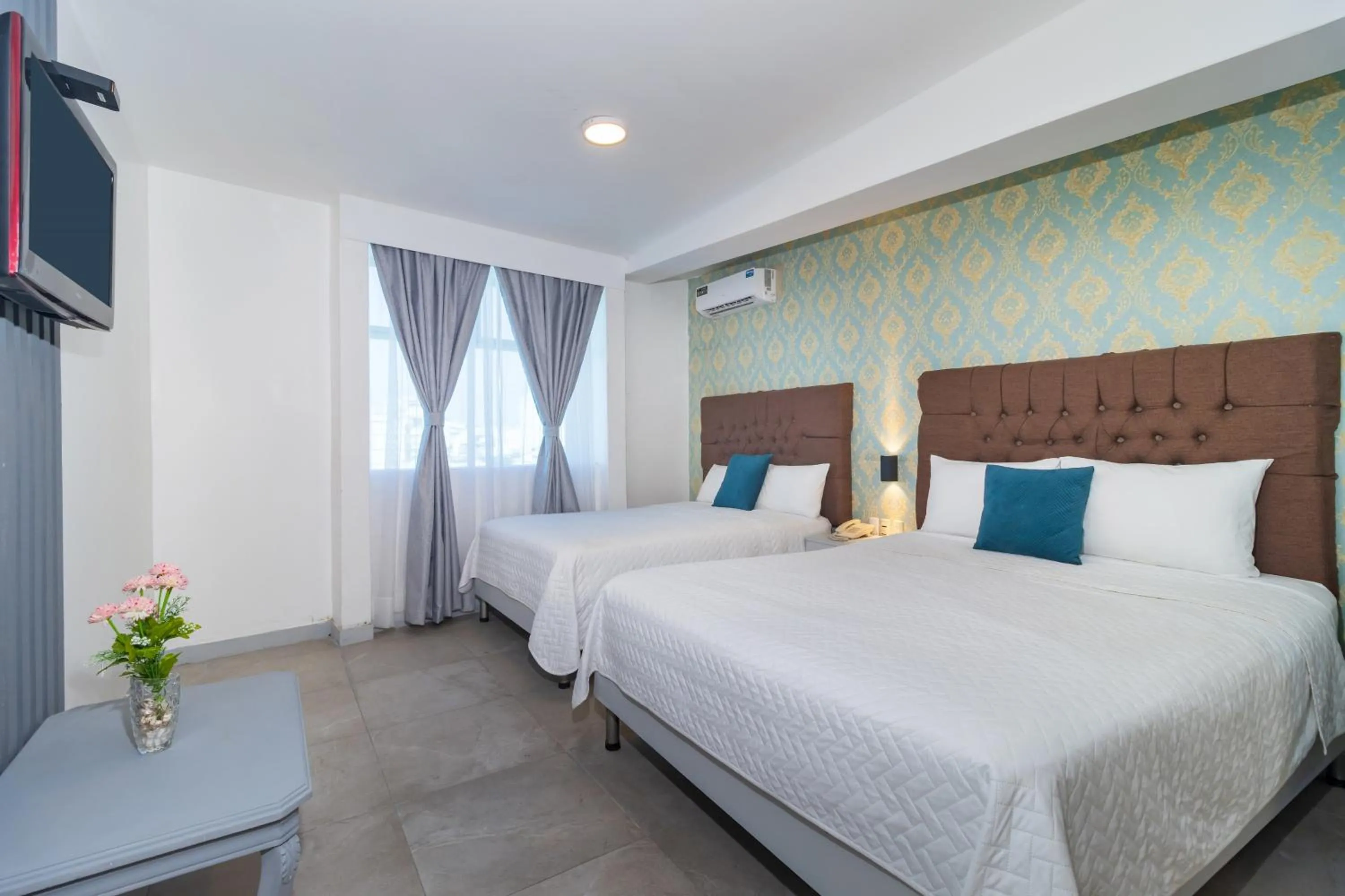 Bed in Hotel Presidente Internacional