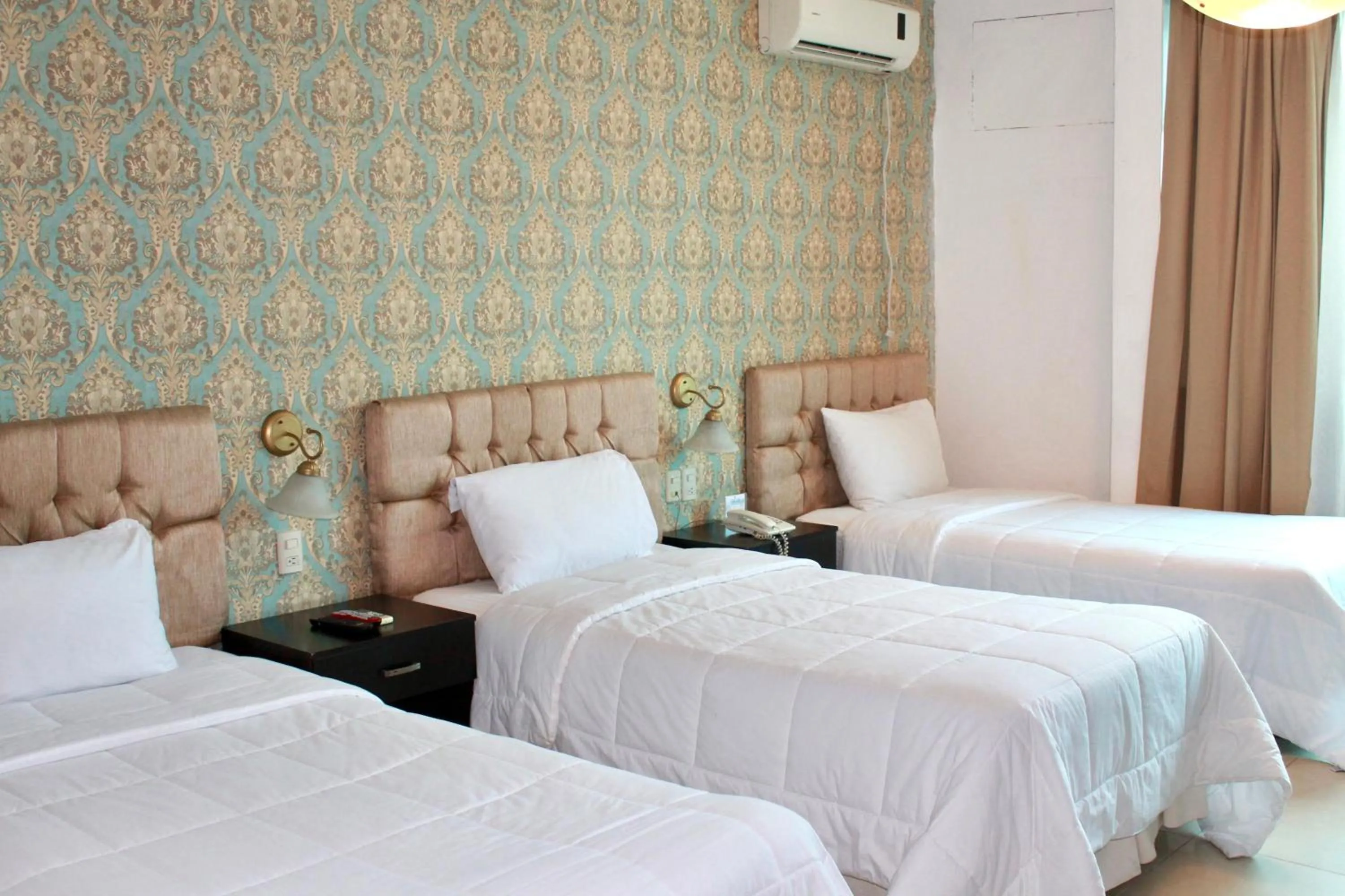 Bed in Hotel Presidente Internacional
