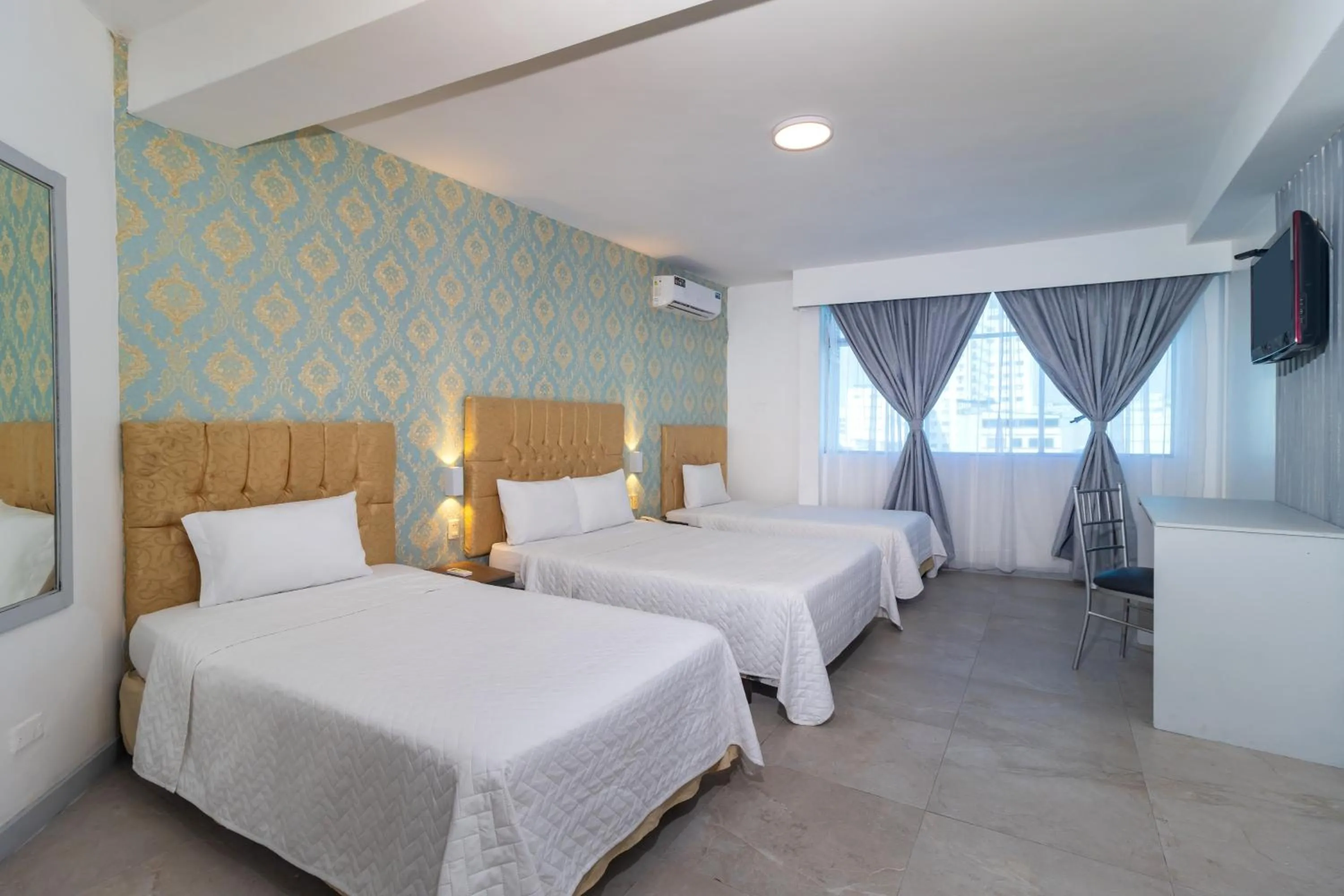 Bed in Hotel Presidente Internacional