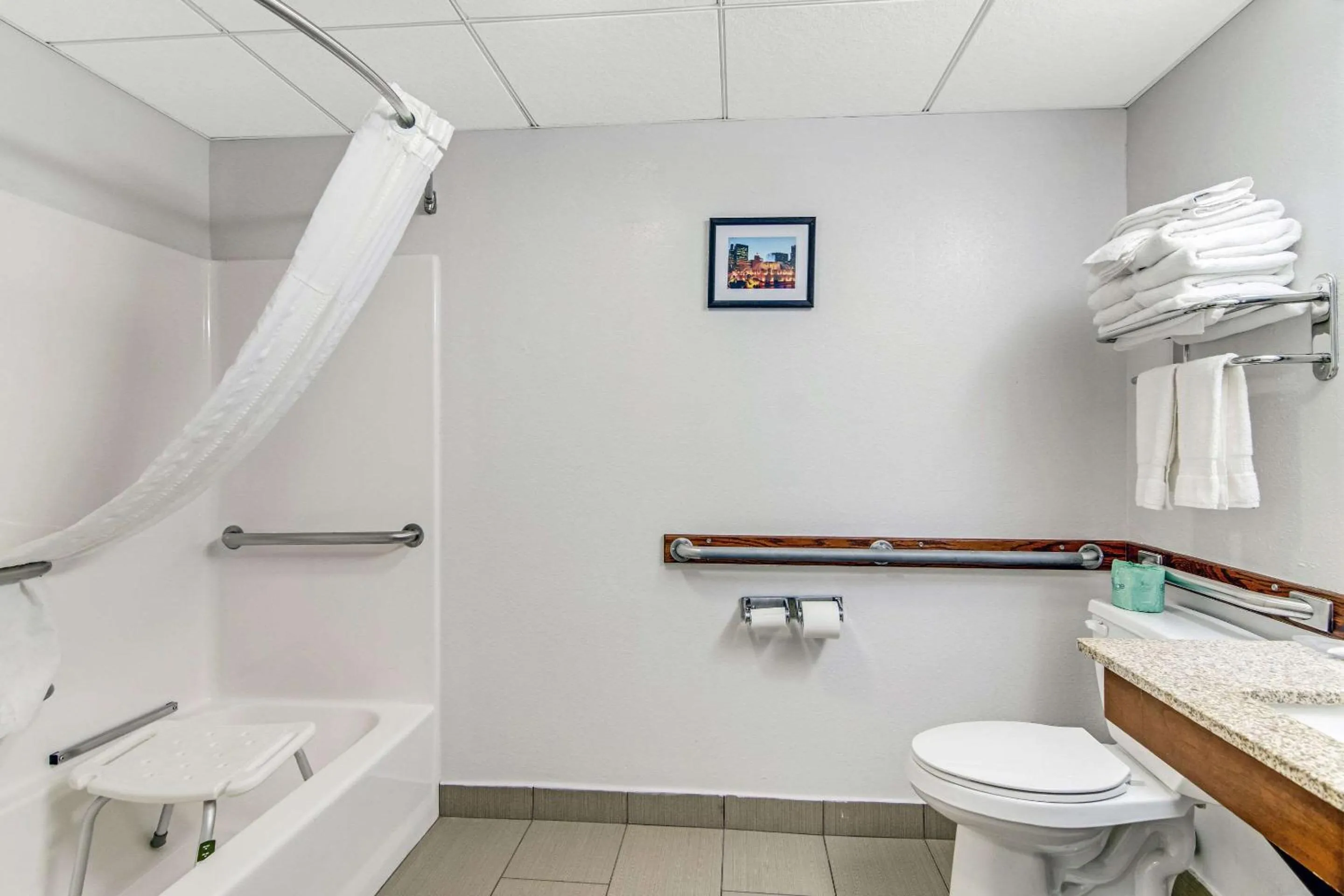 Bedroom in Comfort Suites near I-80 and I-94