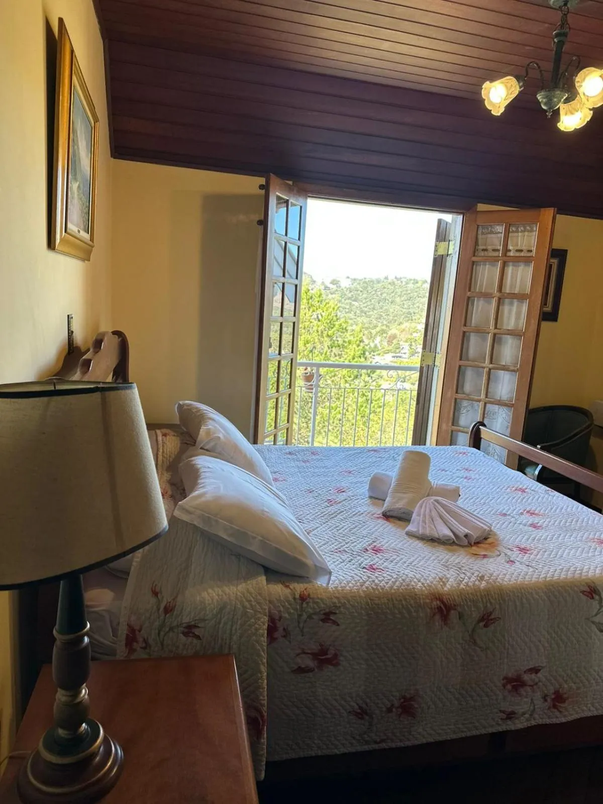 View (from property/room), Bed in Pousada Constellation Lodge