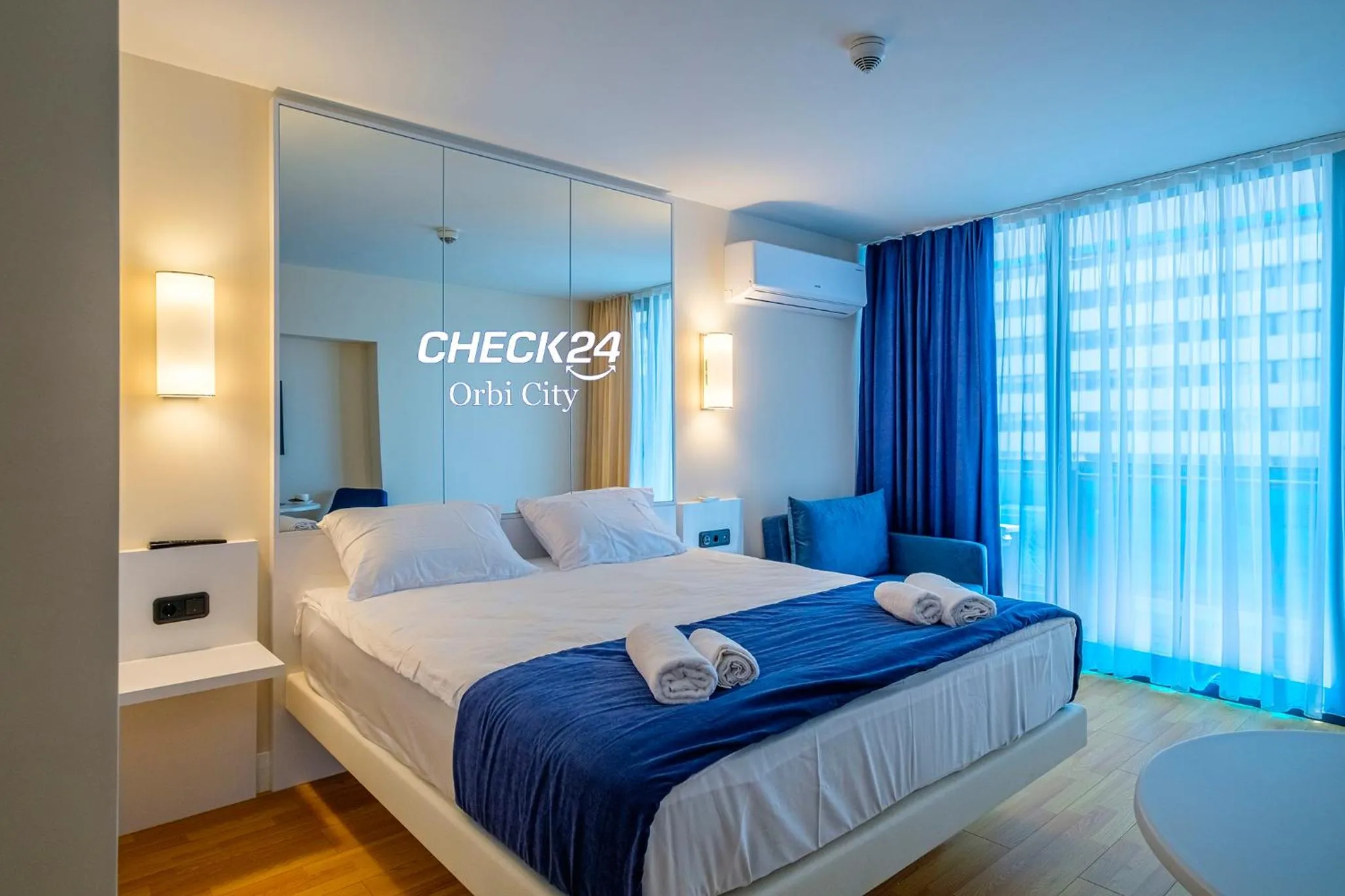 Bed in CHECK 24 orbi city