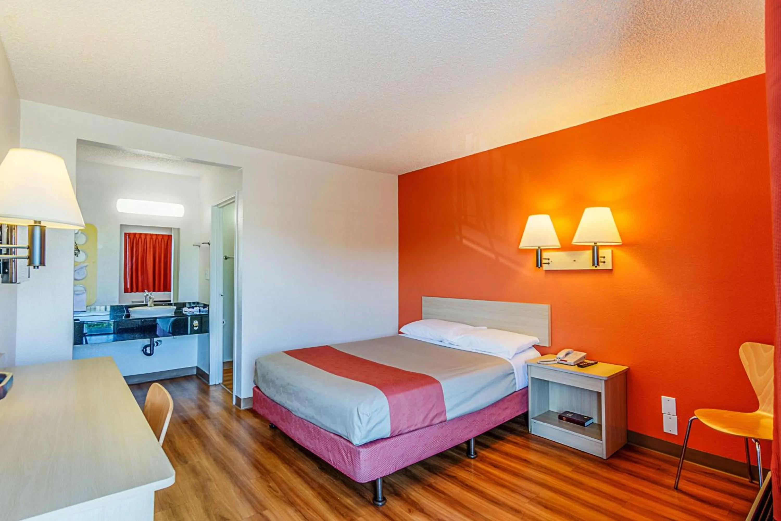 Photo of the whole room, Room Photo in Motel 6-Modesto, CA