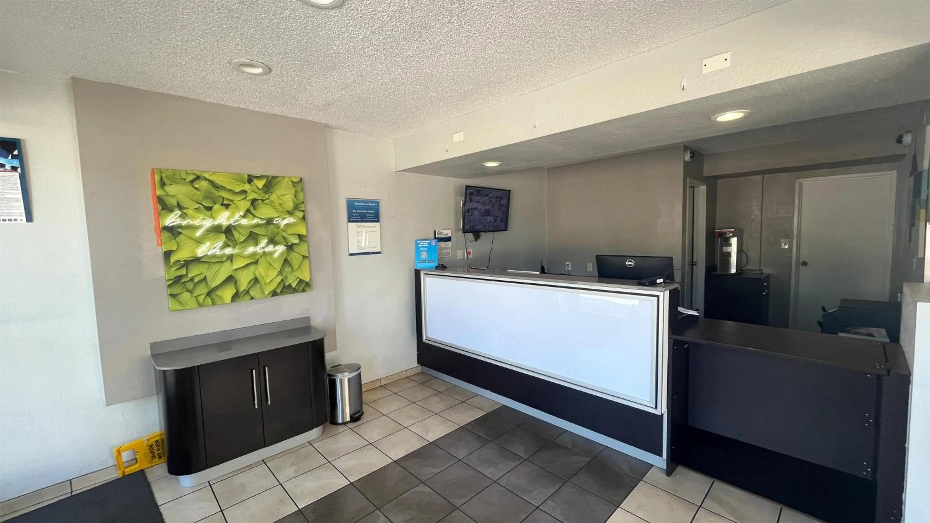 Lobby or reception in Motel 6 Modesto, CA