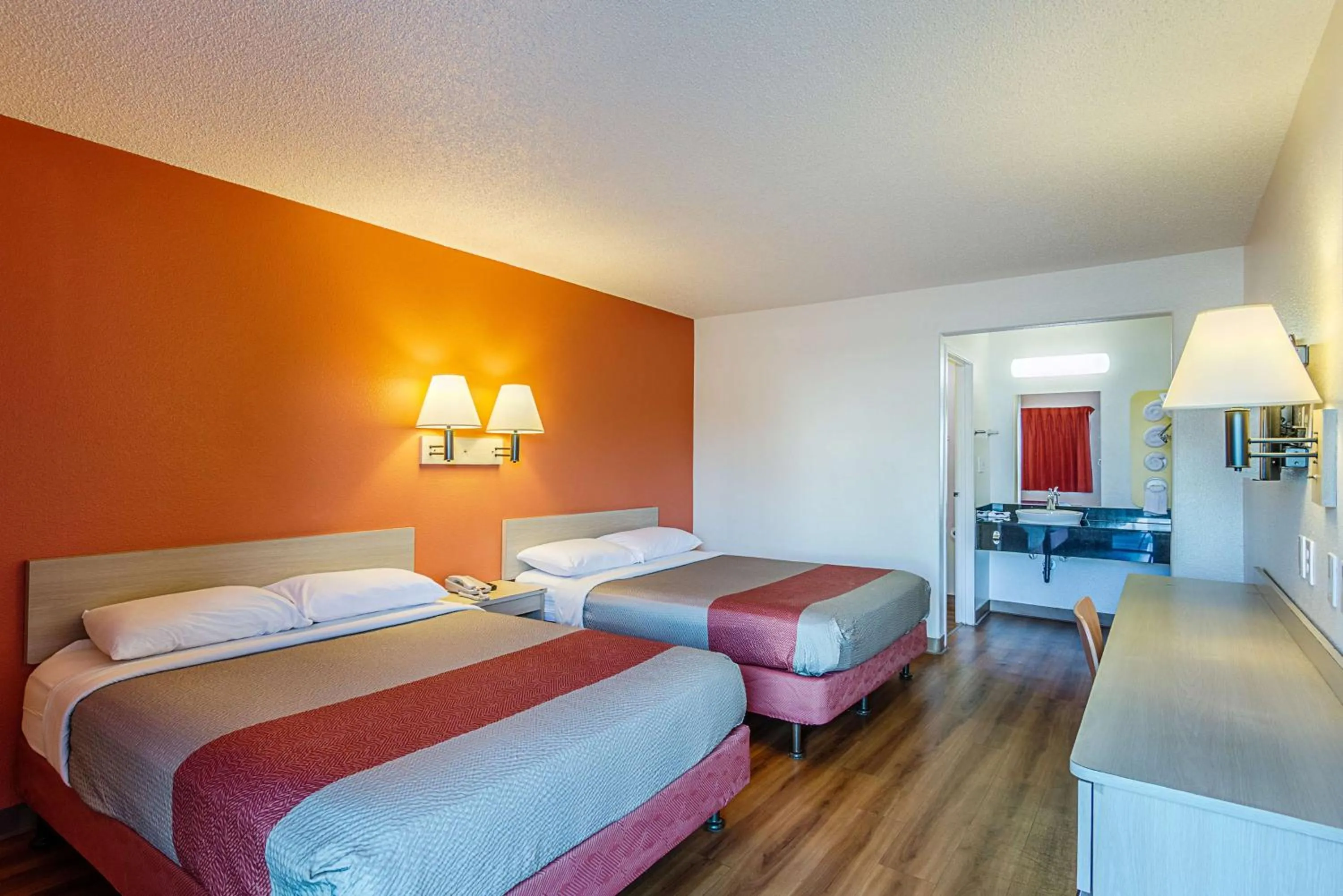 Photo of the whole room, Room Photo in Motel 6-Modesto, CA