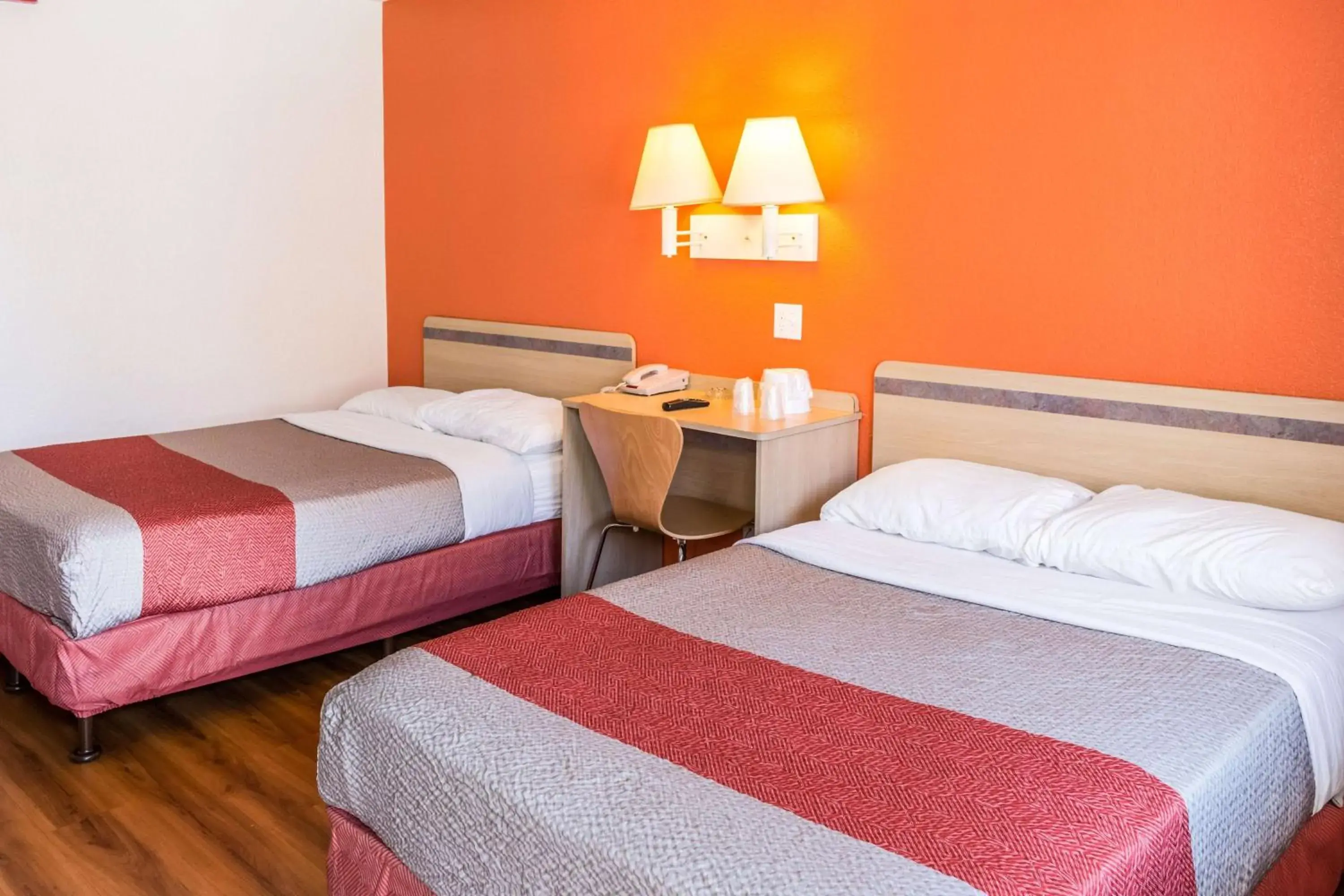 Quadruple Room - Disability Access in Motel 6-Bakersfield, CA - Convention Center Quadruple Room - Disability Access in Motel 6-Bakersfield, CA - Convention Center