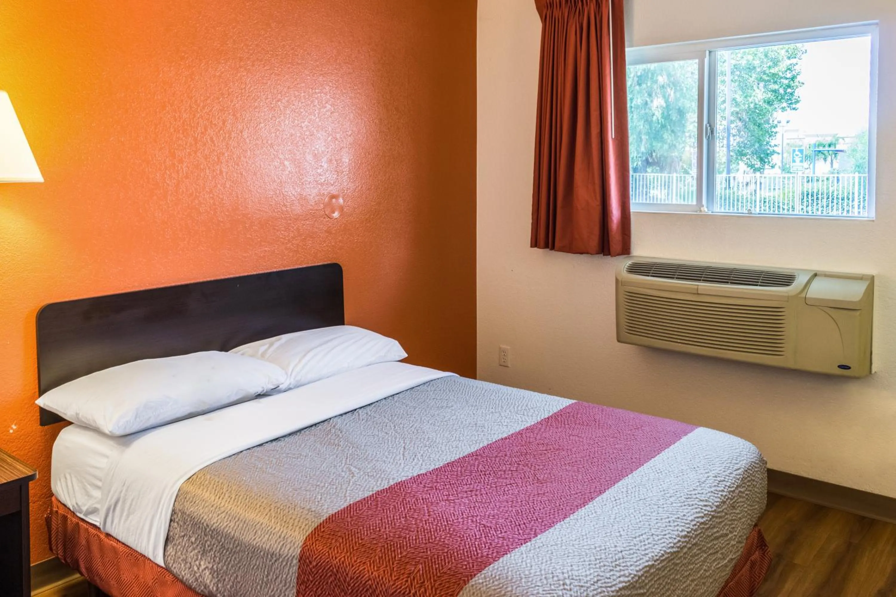 Bed in Motel 6 Bakersfield, CA - Convention Center