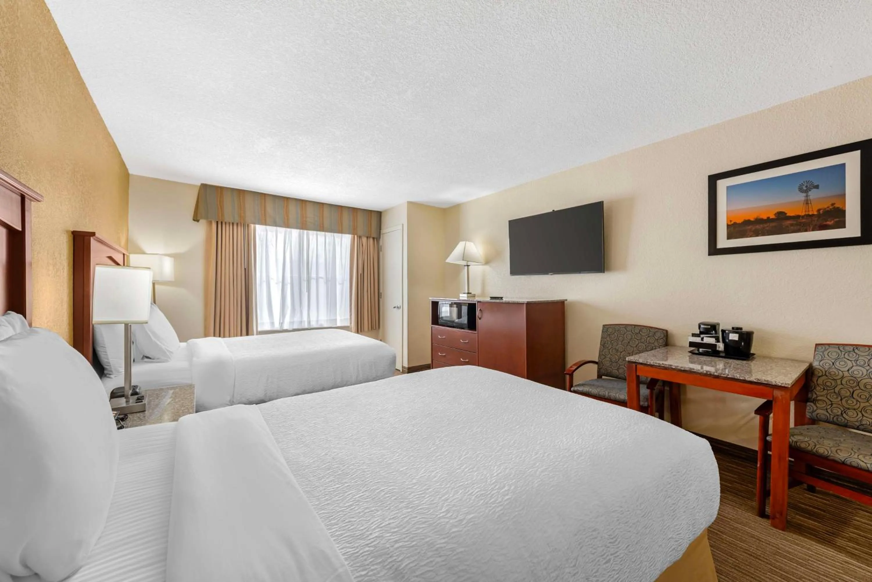 Bedroom, Bed in Best Western Executive Inn & Suites