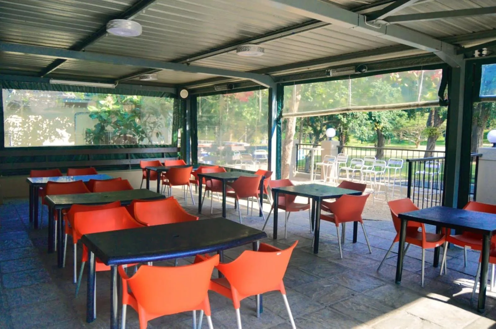 Essenwood Park Hotel