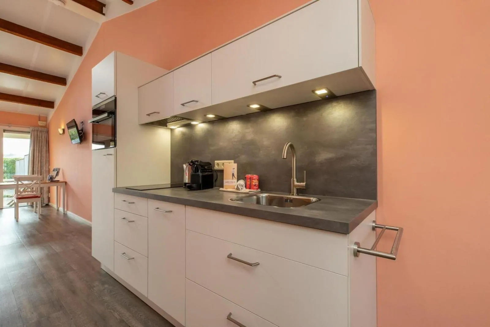 Welcome in - Sint-Anthonijshoek, studio's met eigen tuin, theeschenkerij en pluktuin