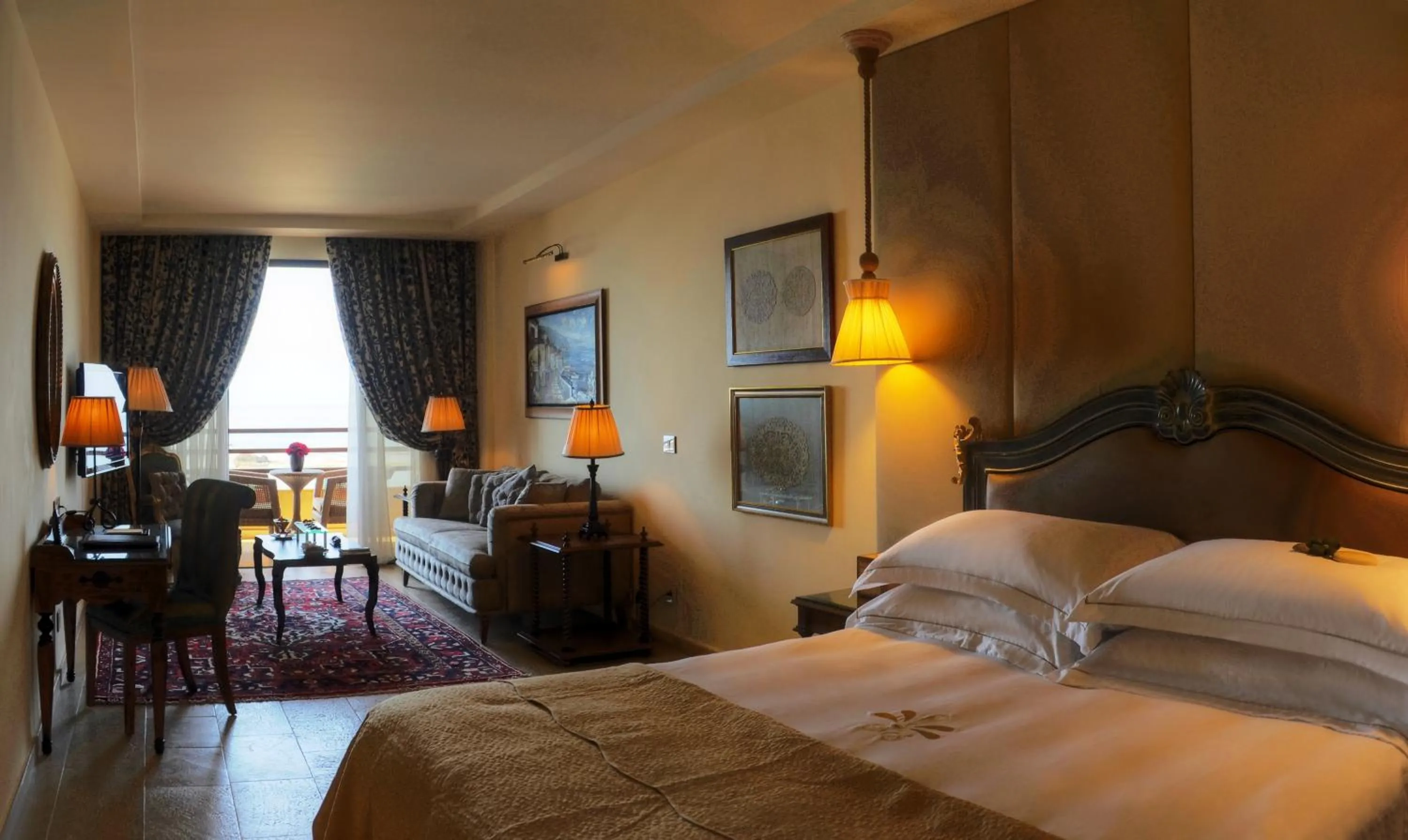 Photo of the whole room in Byblos Sur Mer