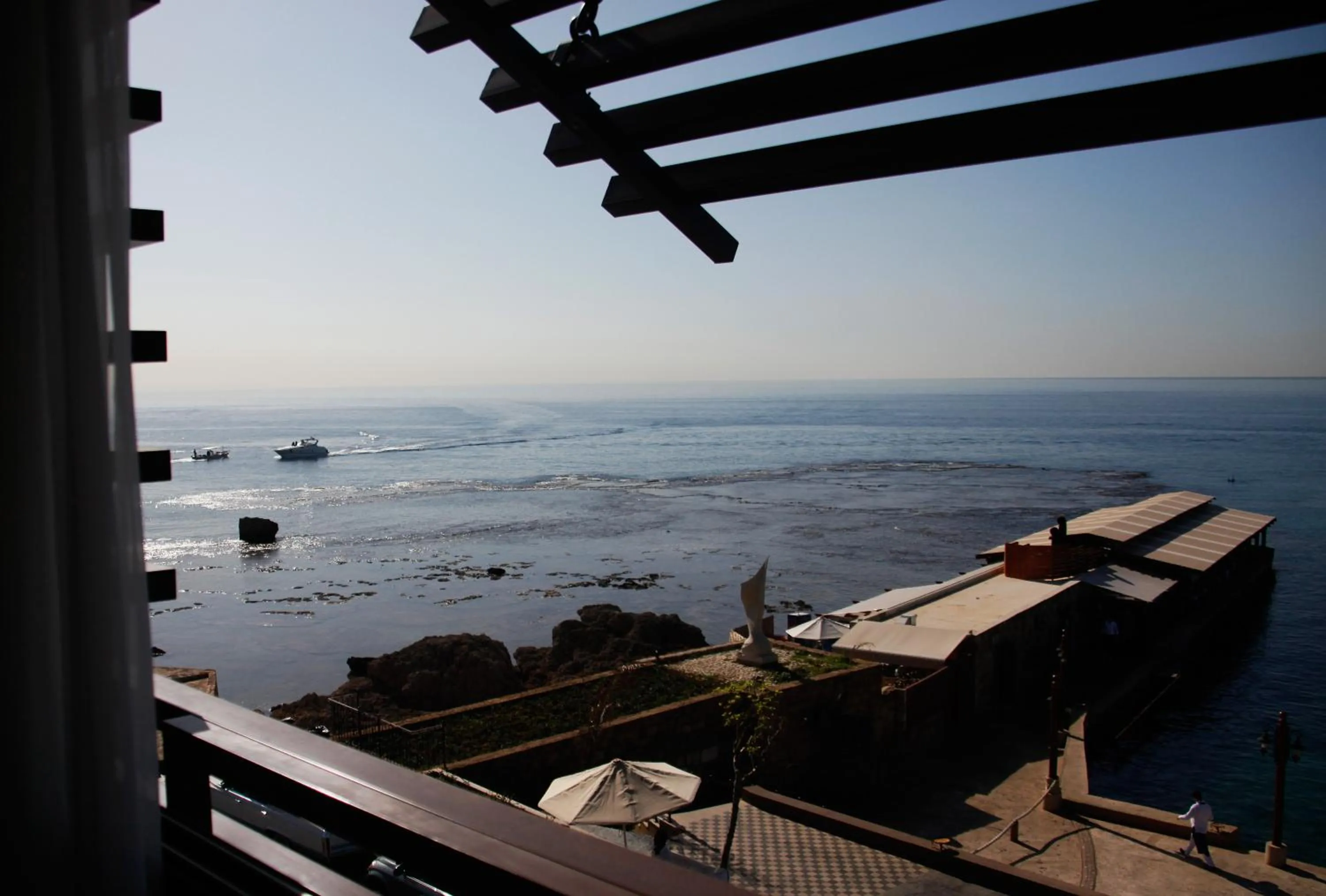 Sea view in Byblos Sur Mer